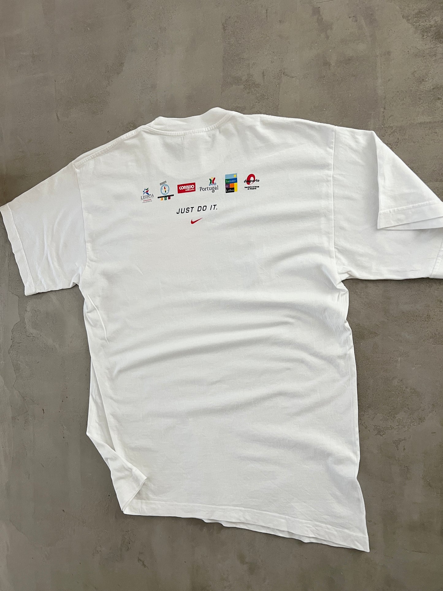 WHITE NIKE LISBOA MARATHON TEE - 2000 - XL
