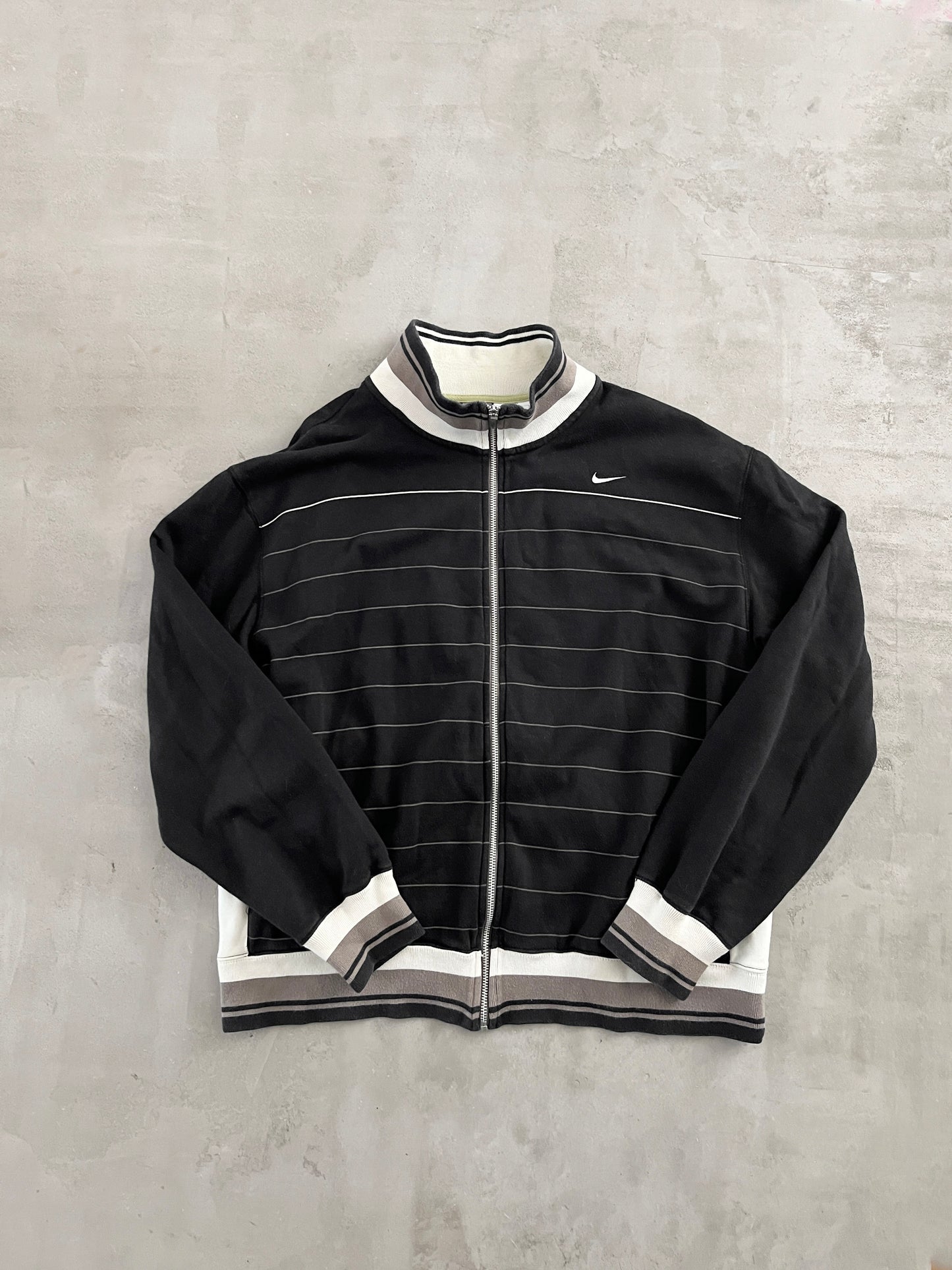 BLACK NIKE TRACK JACKET - 2000S - L/XL
