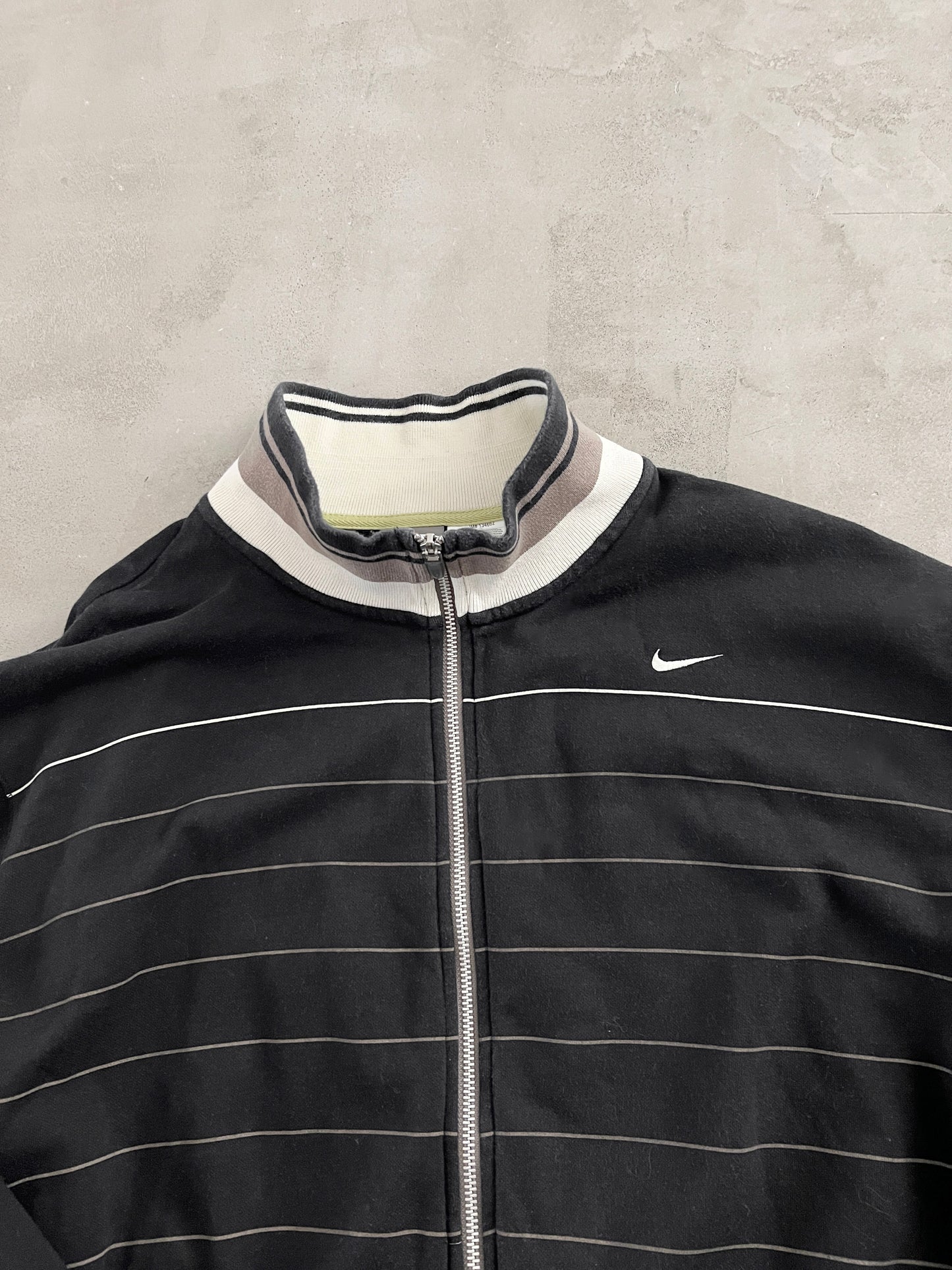 BLACK NIKE TRACK JACKET - 2000S - L/XL