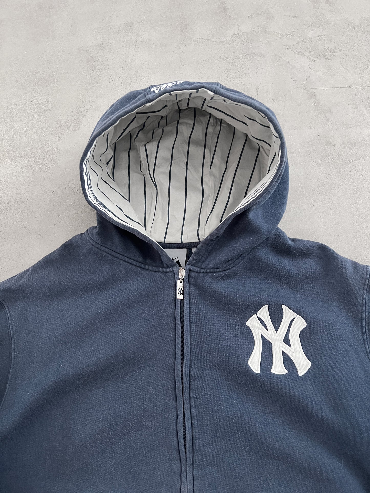 NAVY YANKEES ZIP UP HOODIE - 2000S - M