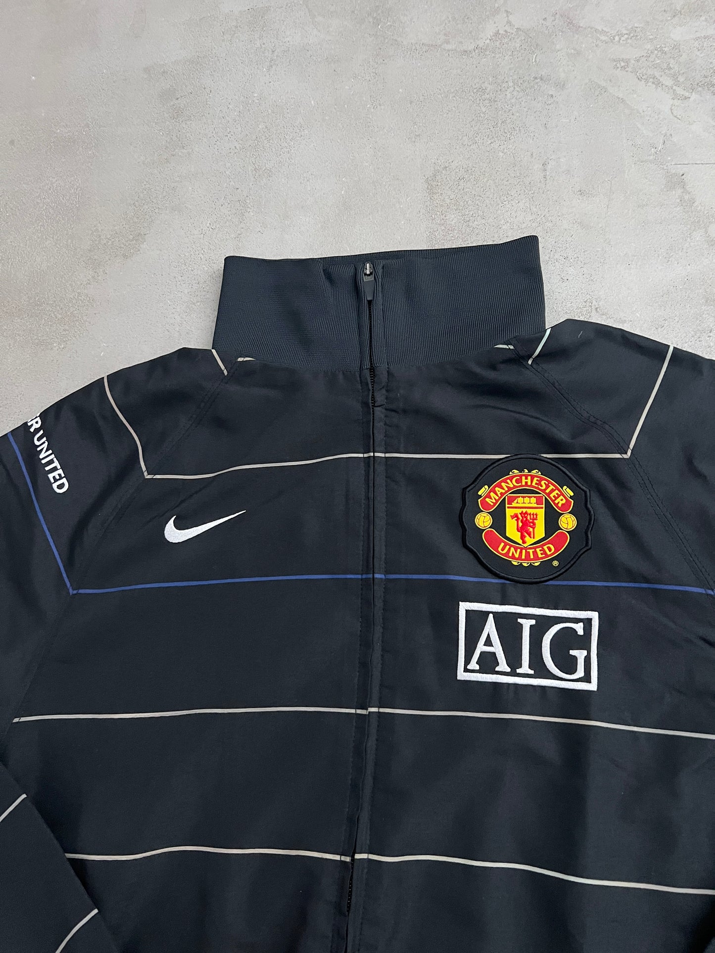 BLACK MANCHESTER UNITED NIKE JACKET - 2000S - M