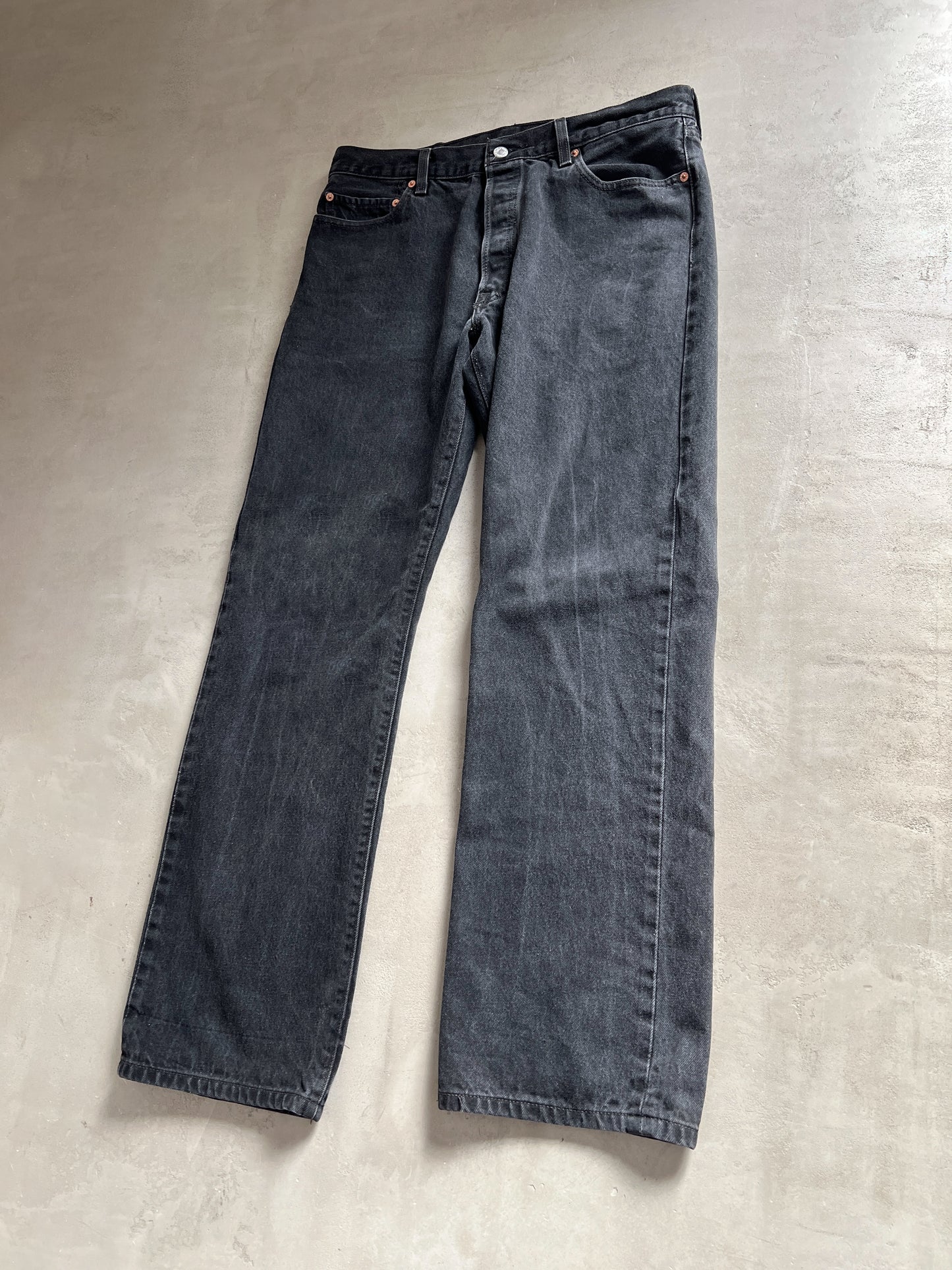 FADED BLACK LEVI'S 501 JEANS - 1990S - 36/34 / L