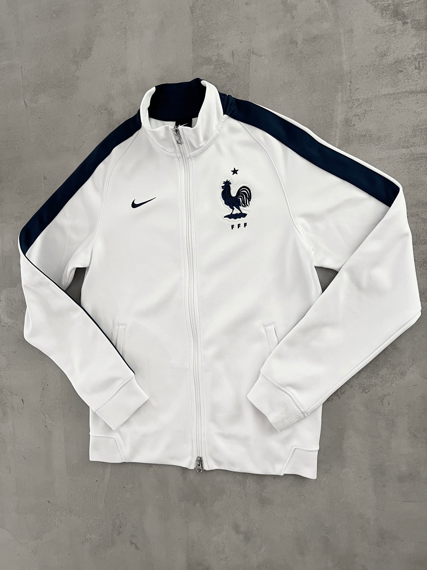 WHITE/NAVY NIKE FRANCE JACKET - 2000S - S