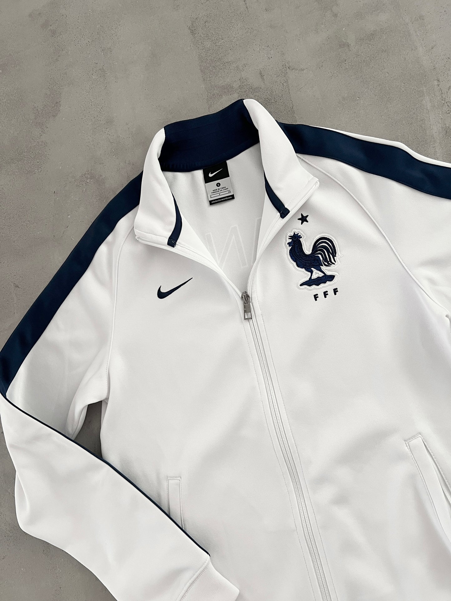 WHITE/NAVY NIKE FRANCE JACKET - 2000S - S