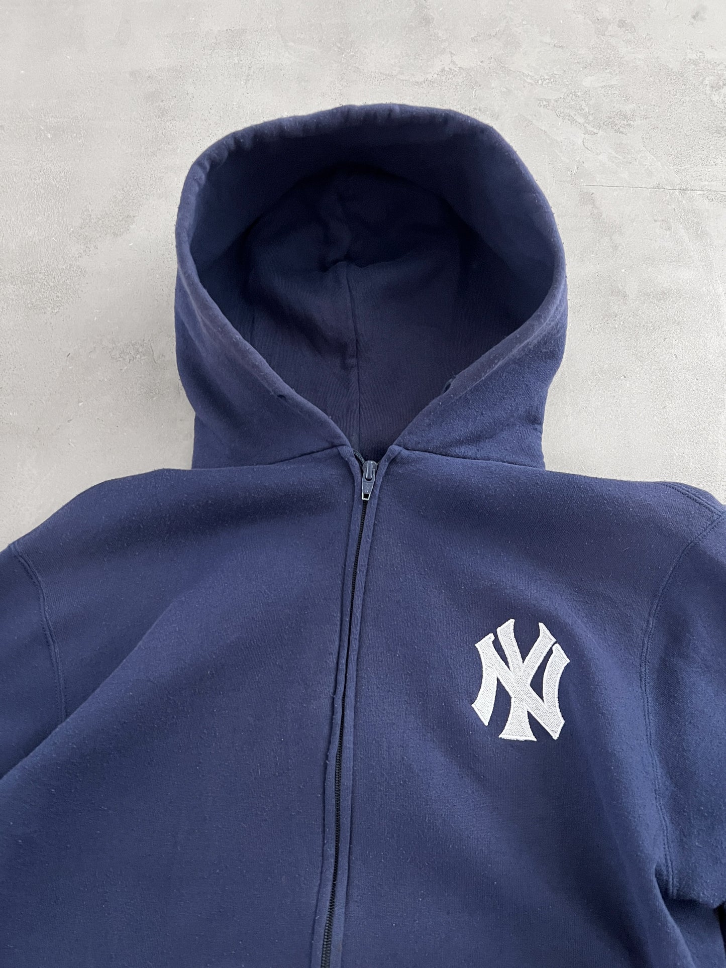NAVY YANKEES RUSSELL ZIP UP HOODIE - 1990S - M