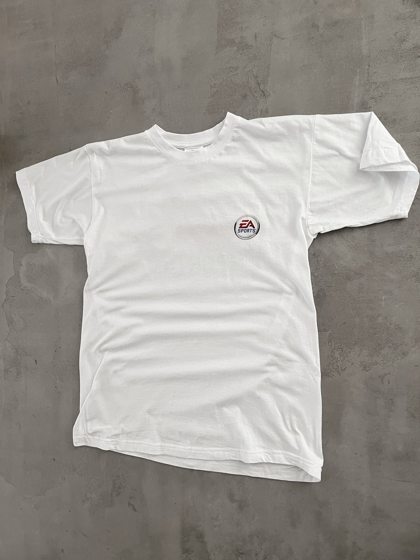 WHITE EA SPORTS PROMO TEE - 2000S - S/M