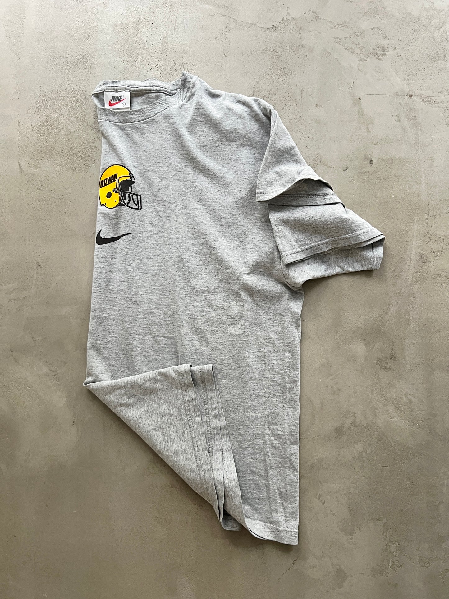GREY NIKE FOOTBALL TEE - 1990S - L