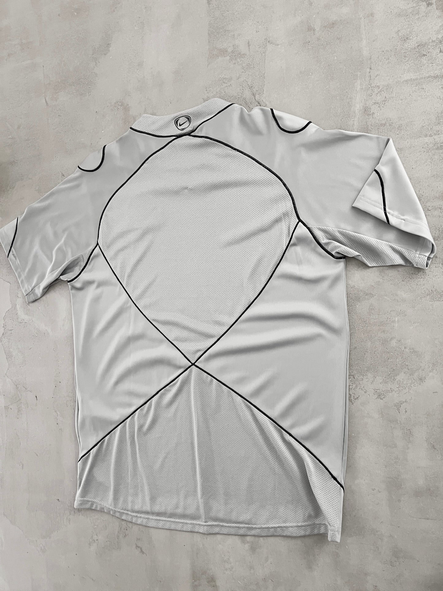 GREY PSG NIKE JERSEY - 2000S - L/XL