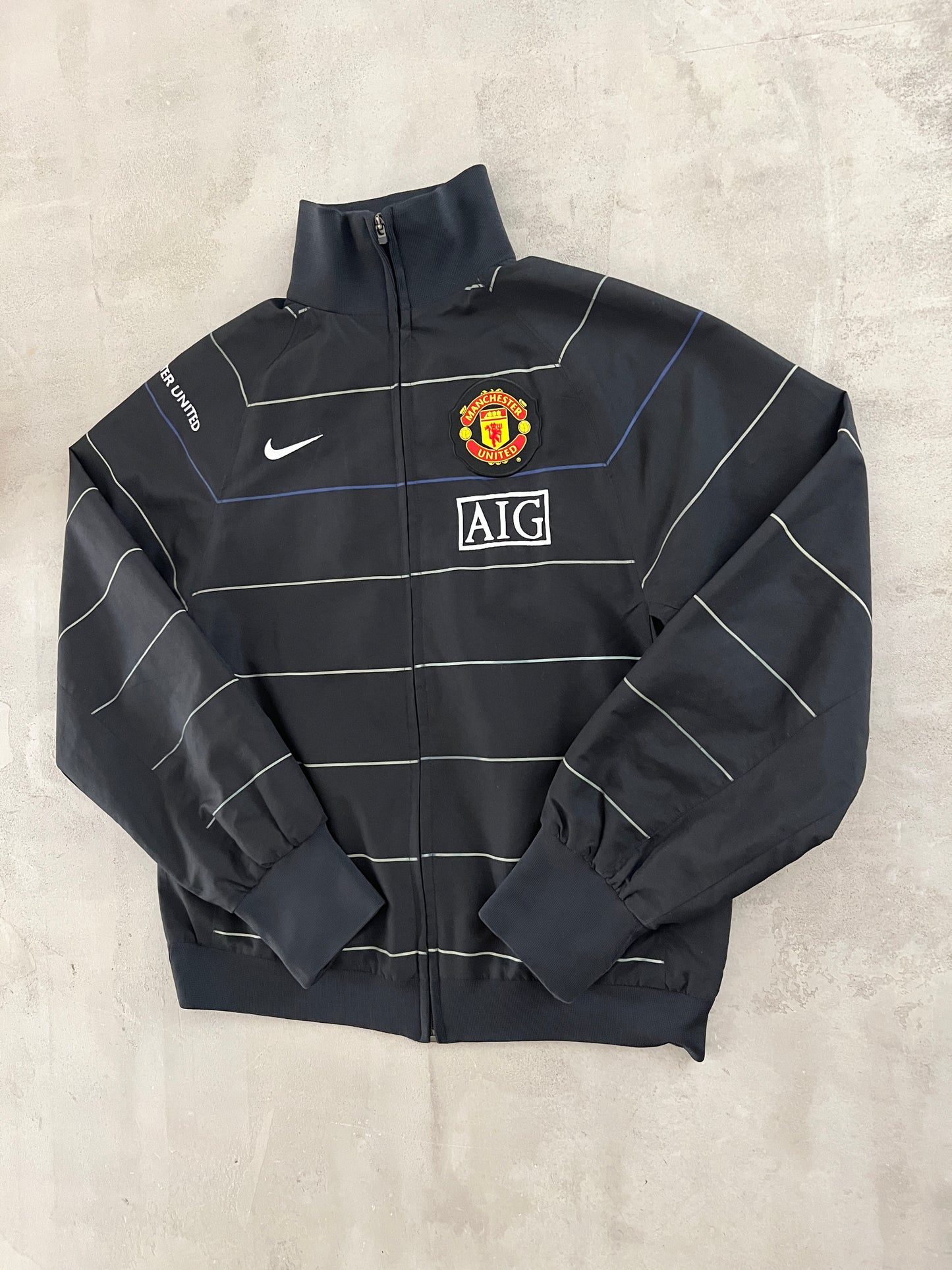 BLACK MANCHESTER UNITED NIKE TRACKSUIT - 2000S - S