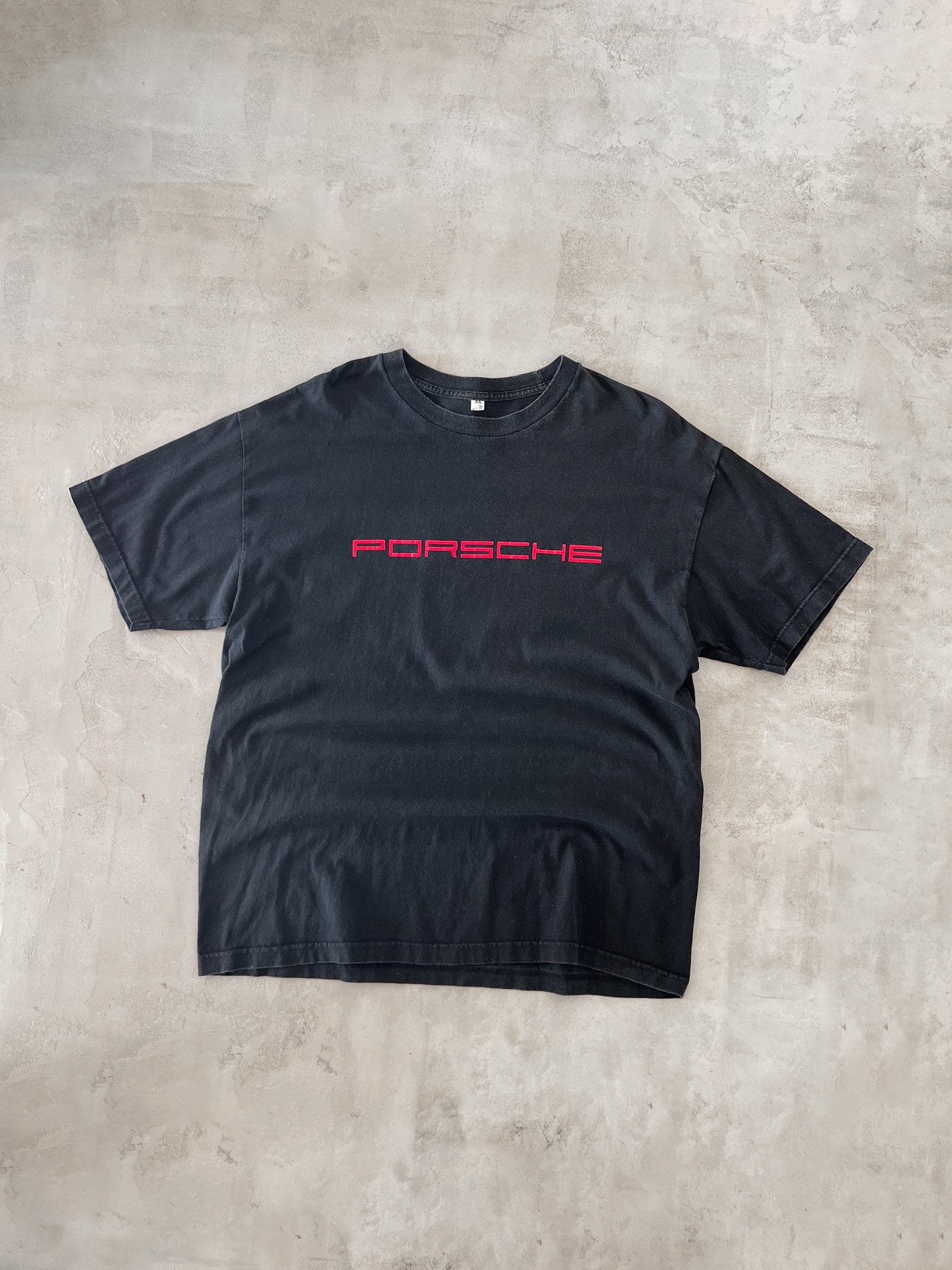 FADED BLACK PORSCHE TEE - 1990S - XL