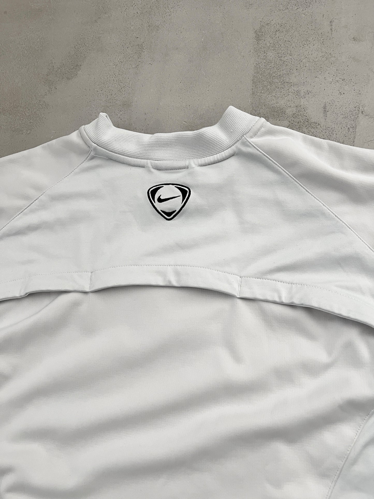 WHITE JUVENTUS TURIN NIKE SWEATER - 2000S - M