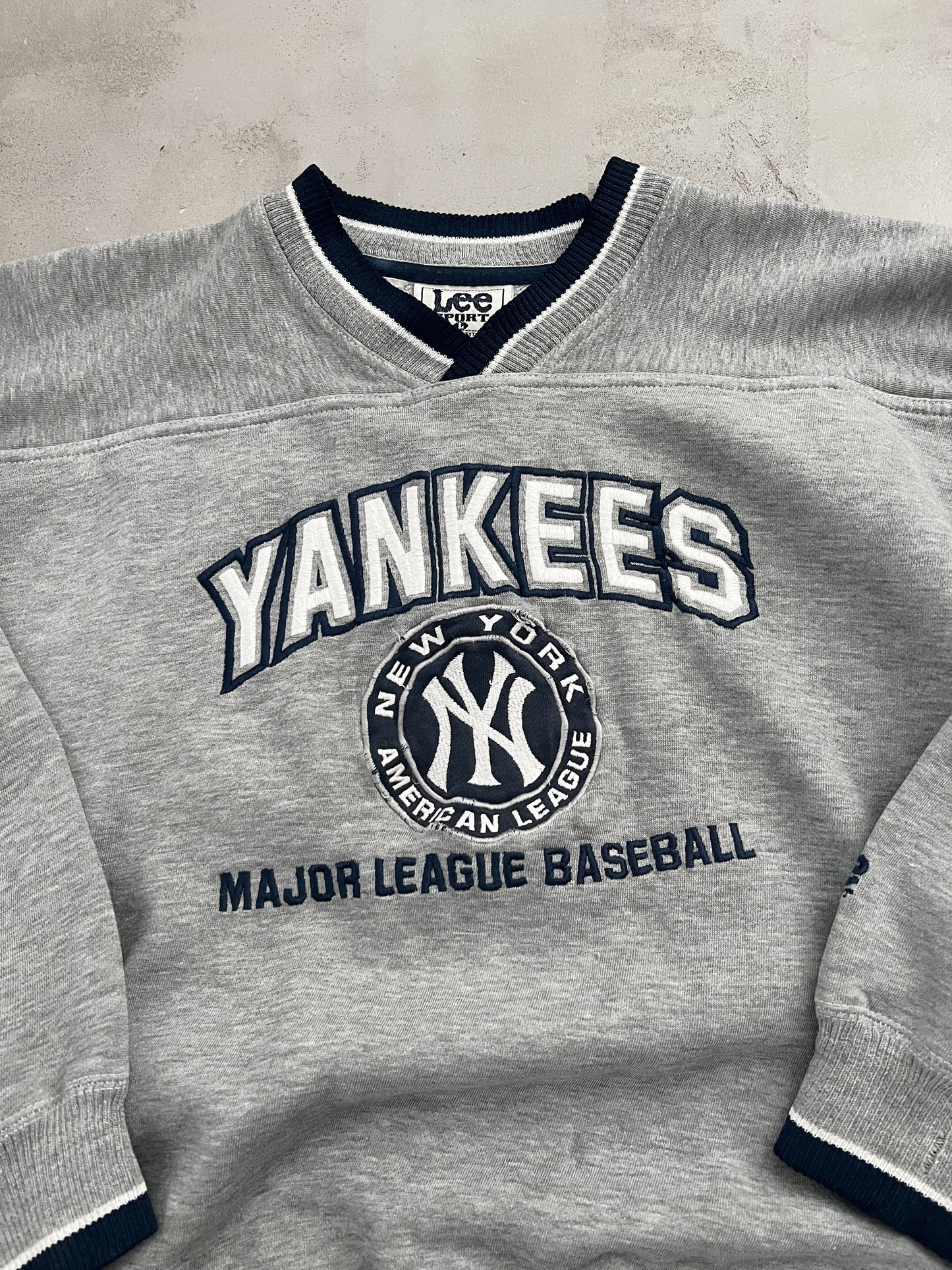 GREY YANKEES SWEATER - 1990S - S