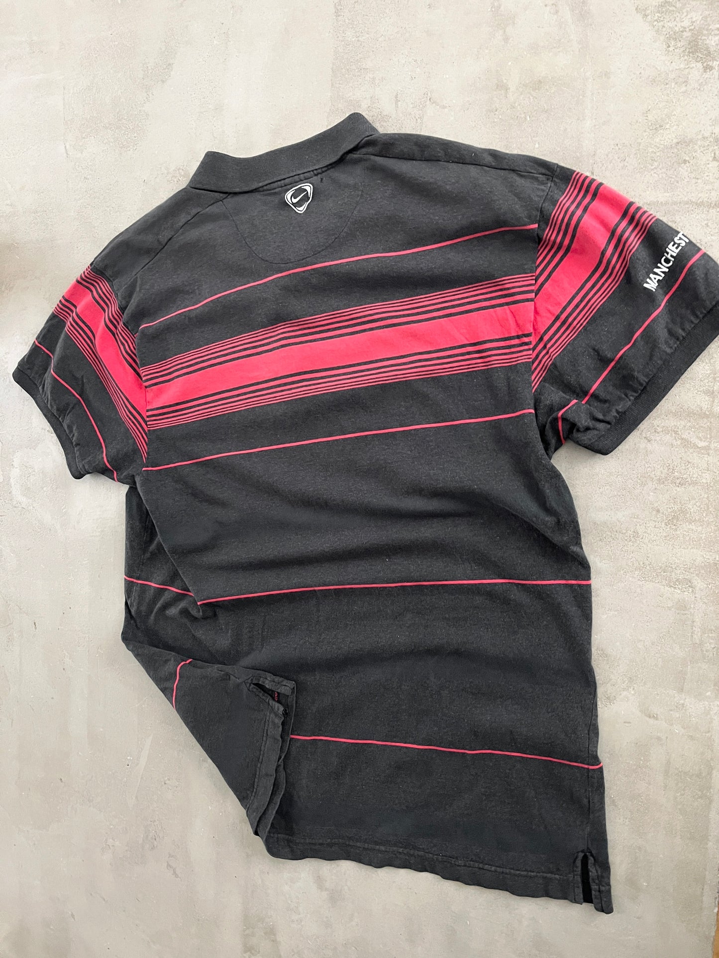 BLACK MANCHESTER UNITED NIKE POLO - 2000S - L