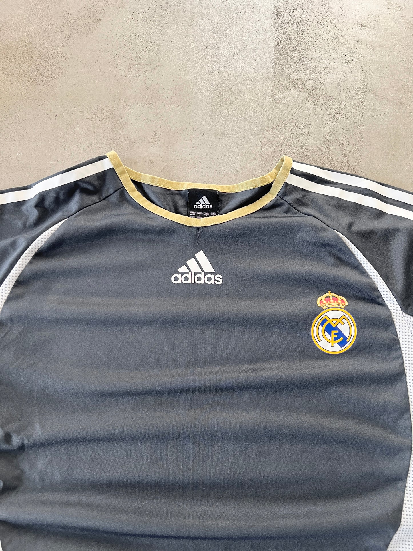 GREY REAL MADRID ADIDAS JERSEY - 2000S - XL