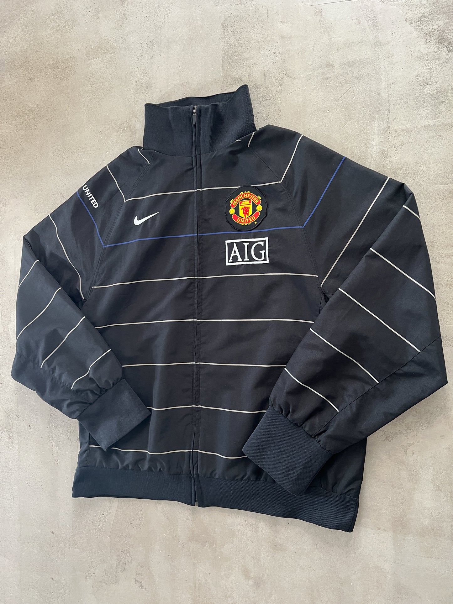 BLACK MANCHESTER UNITED NIKE JACKET - 2000S - M