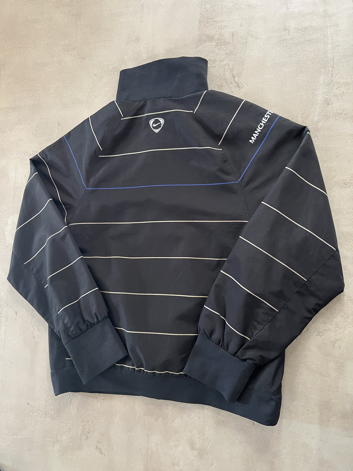 BLACK MANCHESTER UNITED NIKE JACKET - 2000S - M