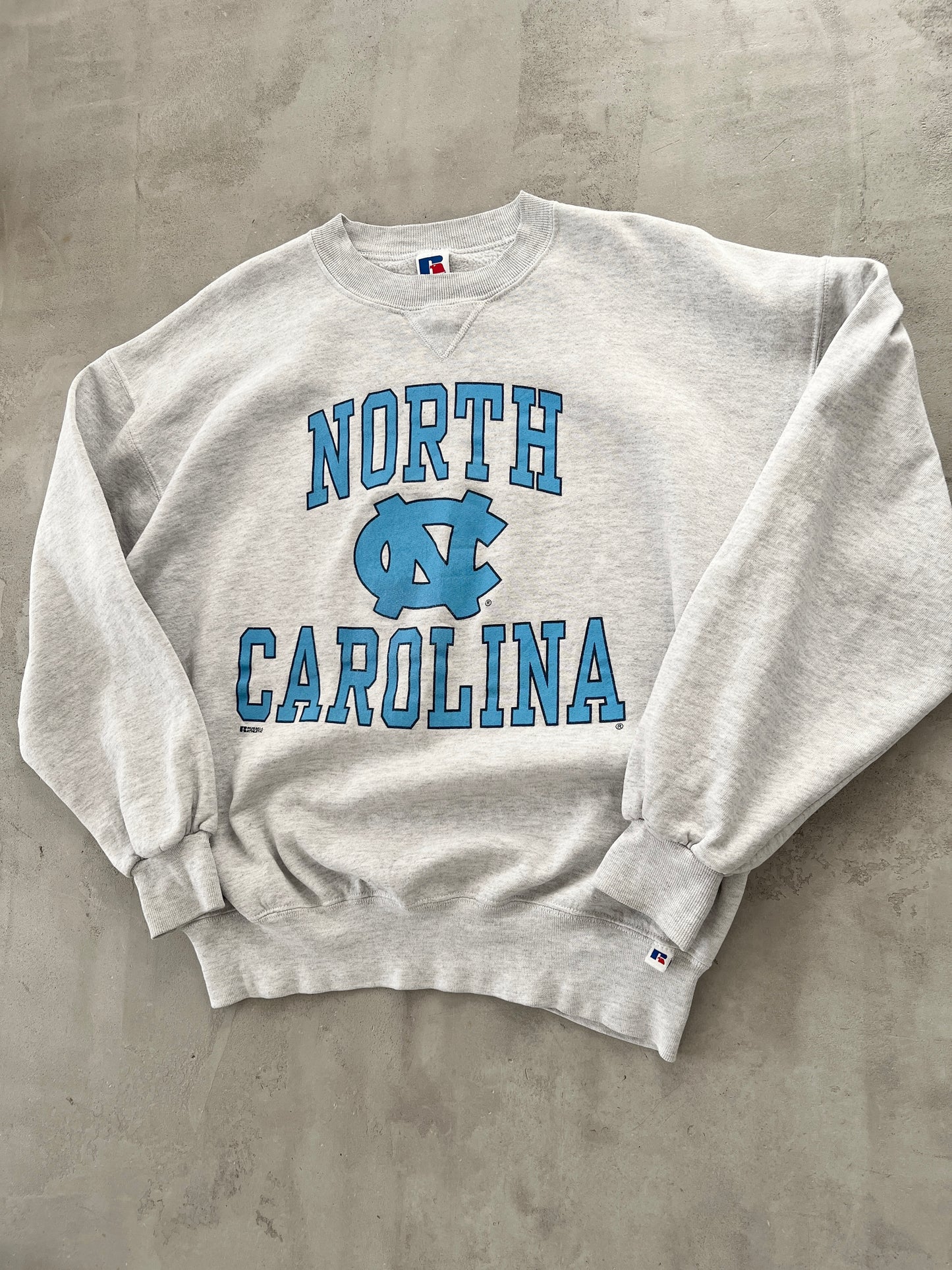GREY UNC RUSSELL SWEATER - 1990S - M