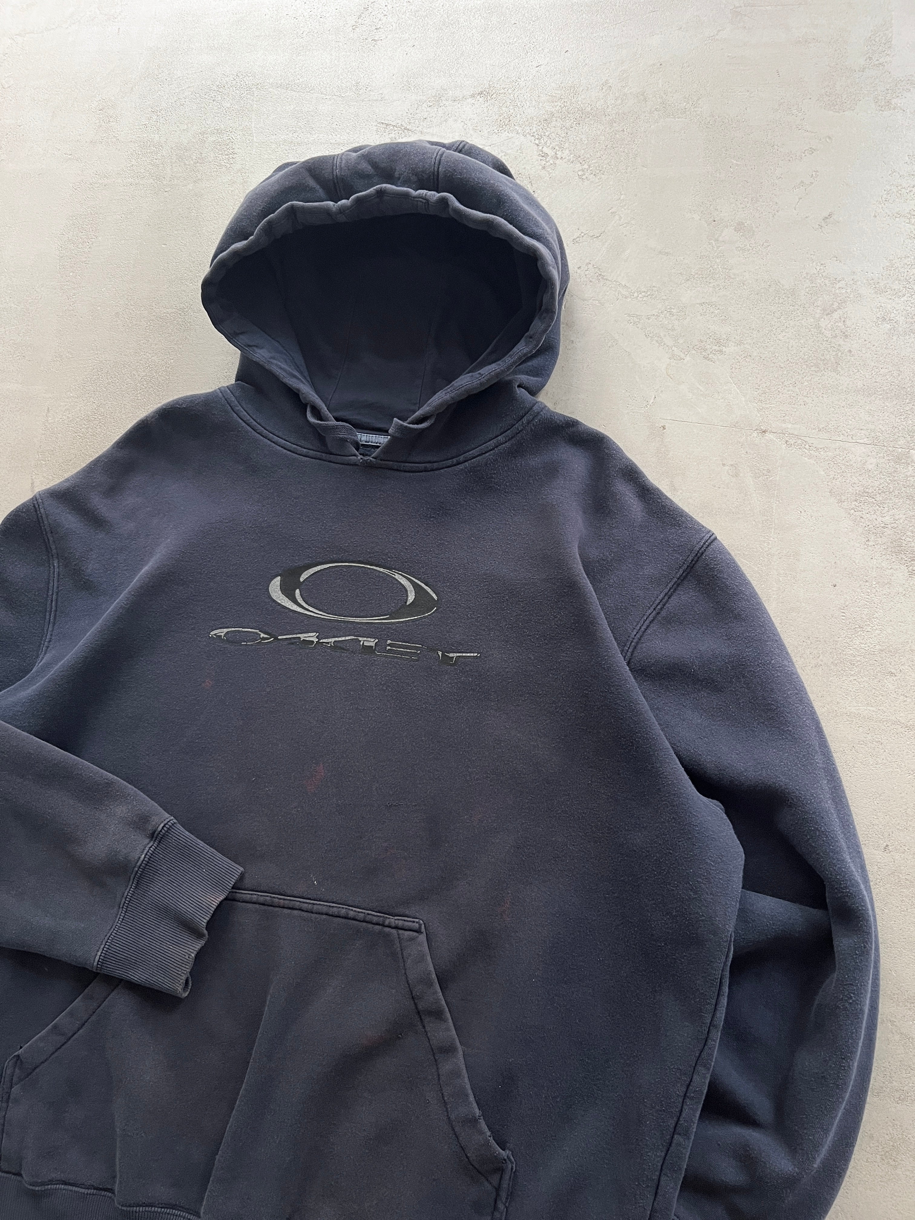 FADED BLACK/NAVY OAKLEY HOODIE - 2000S - L/XL – secksales