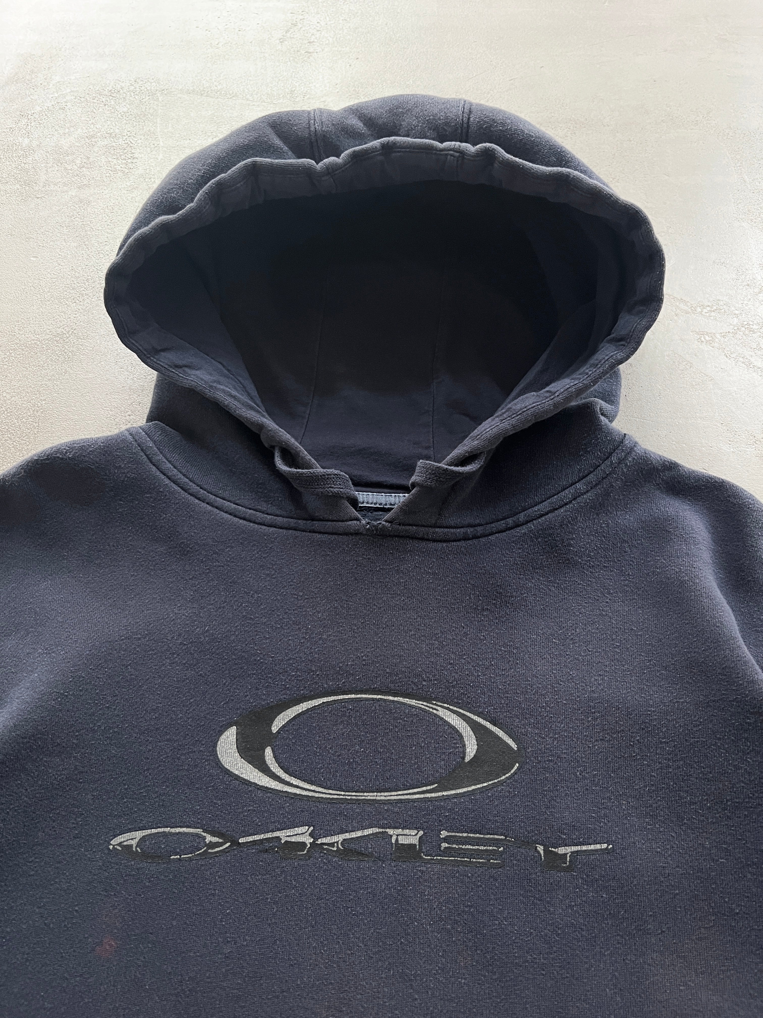 FADED BLACK/NAVY OAKLEY HOODIE - 2000S - L/XL – secksales