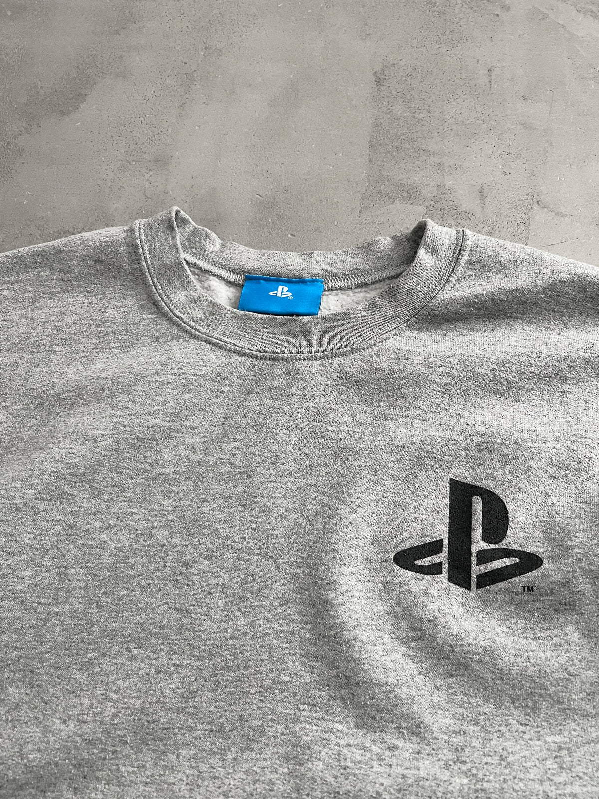 GREY PLAYSTATION SWEATER - 2000S - M