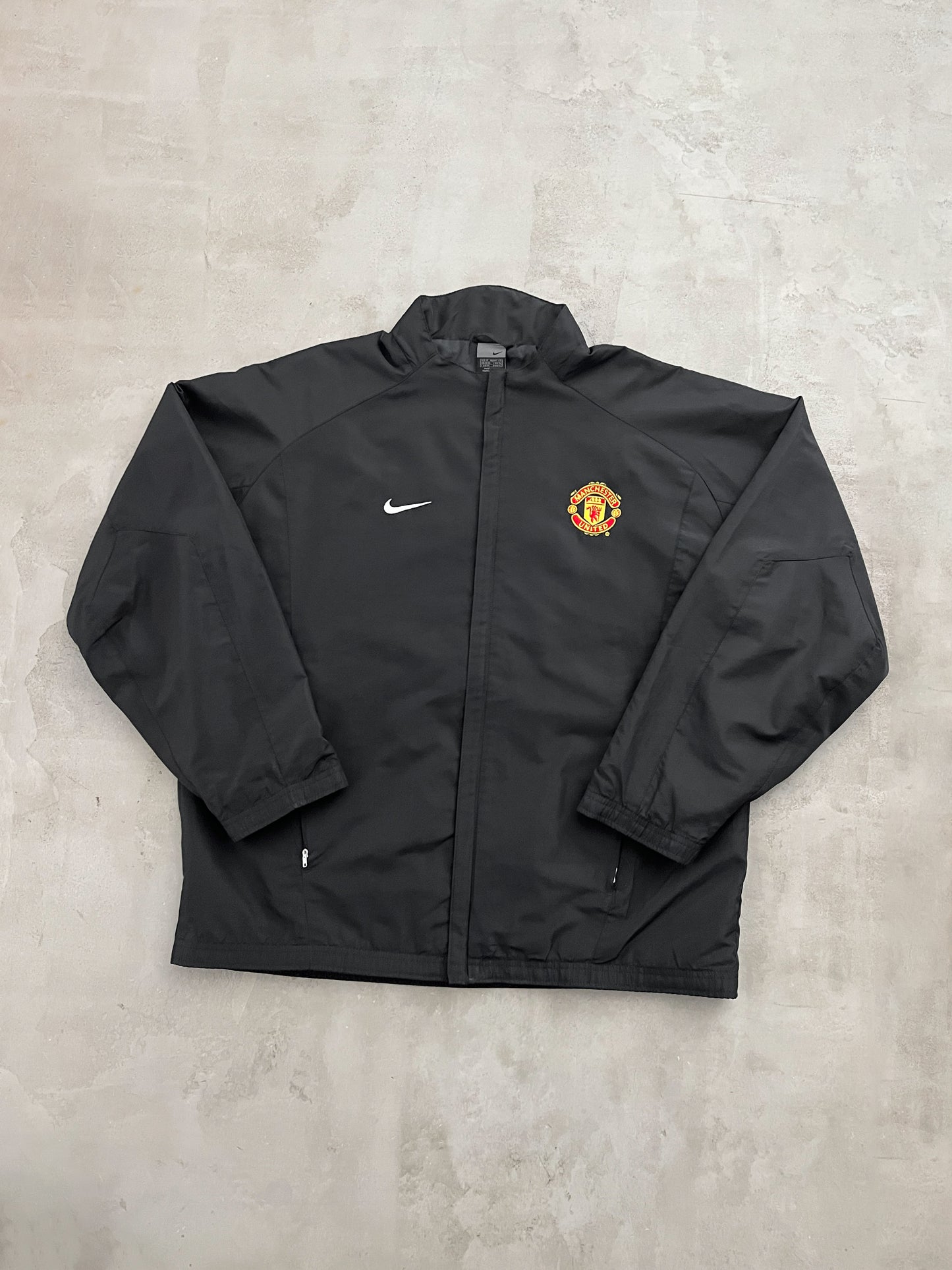 BLACK MANCHESTER UNITED NIKE JACKET - 2000S - L