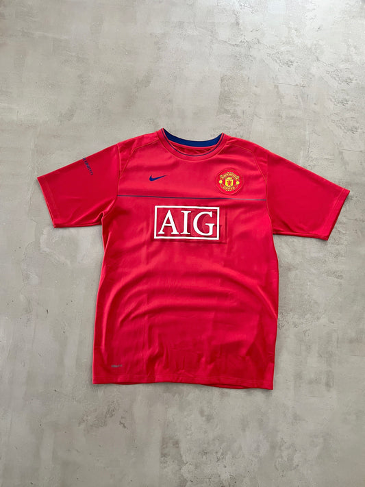RED MANCHESTER UNITED NIKE JERSEY - 2000S - L