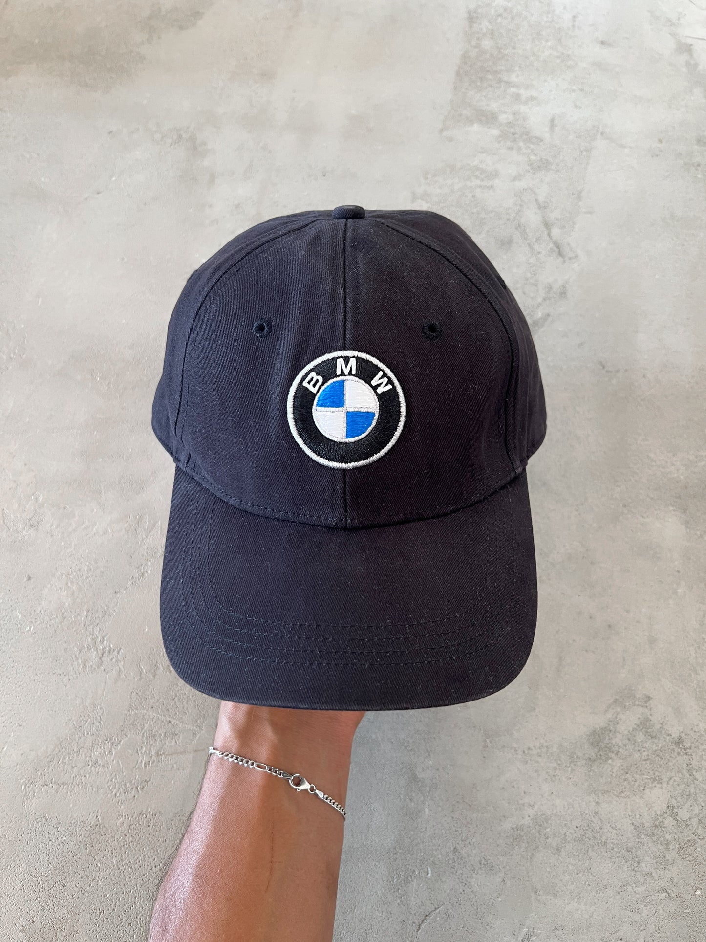 BLACK BMW CAP - 2000S