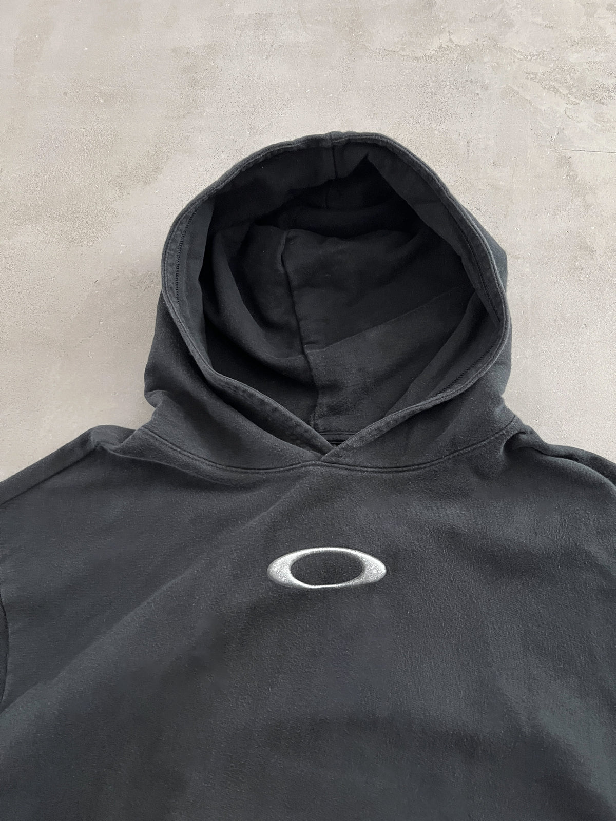 BLACK OAKLEY HOODIE - 2000S - L/M