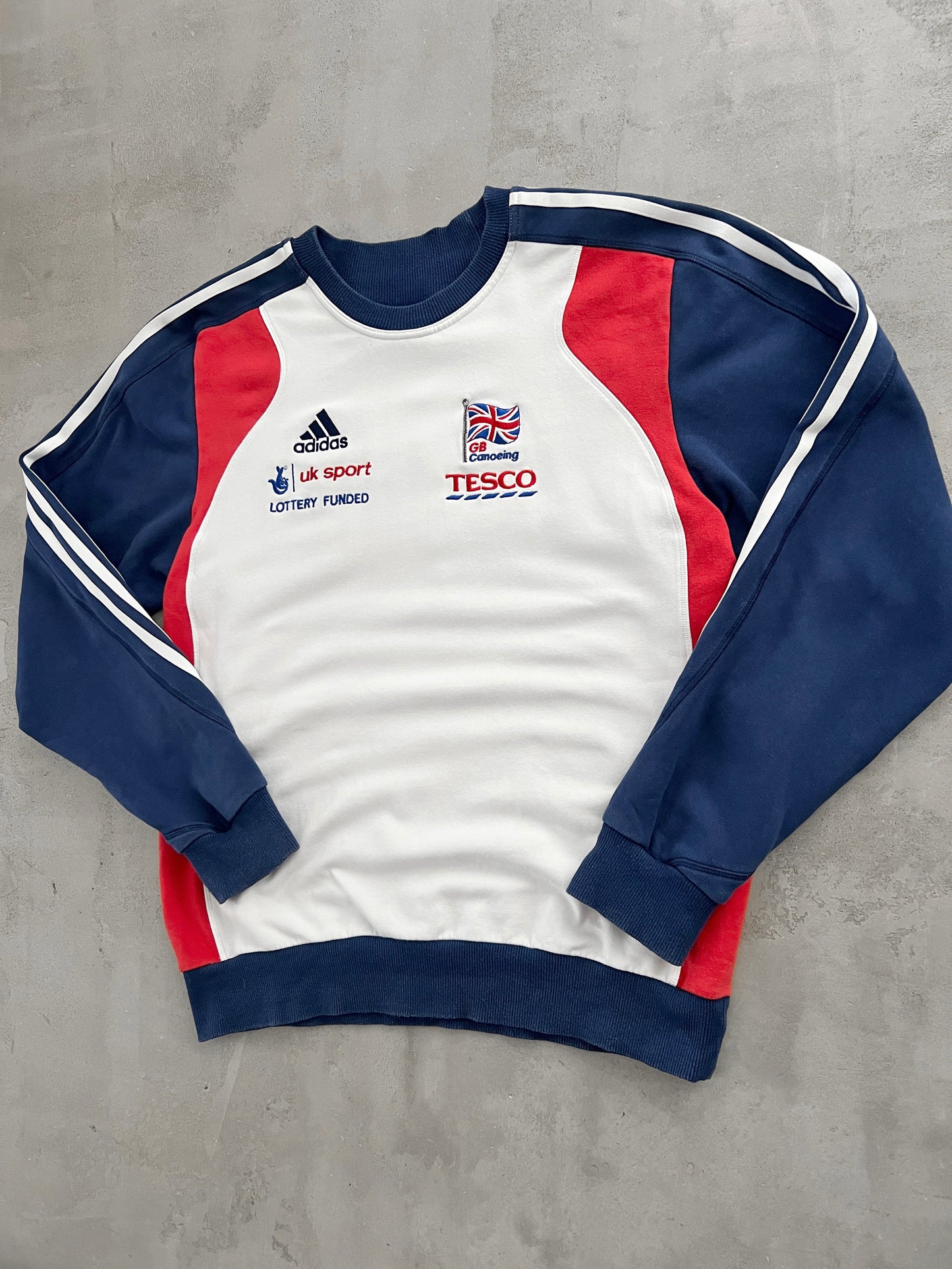 WHITE UK SPORTS SWEATER - 2000S - S/M