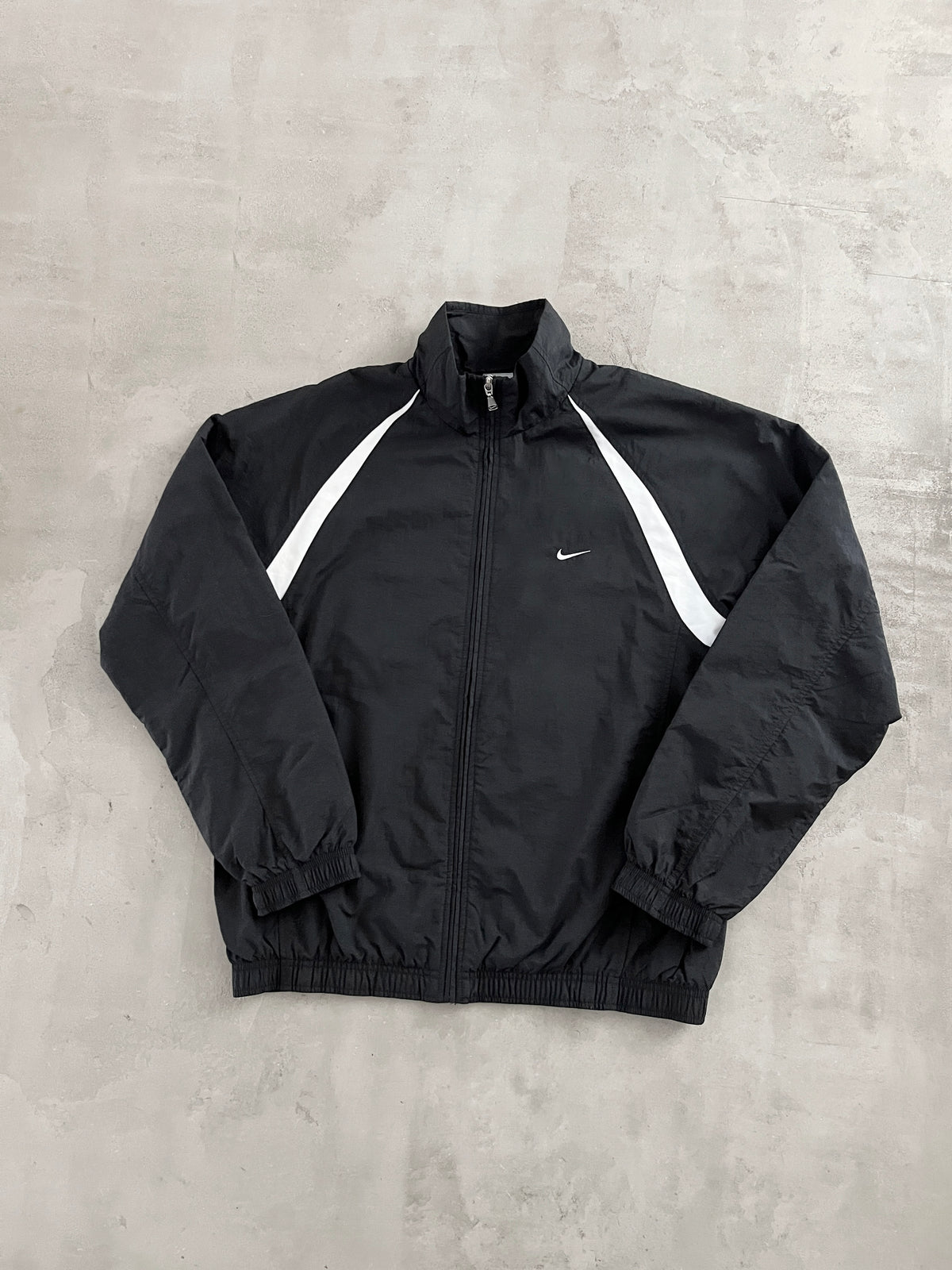 BLACK NIKE TRACK JACKET - 2000S - M