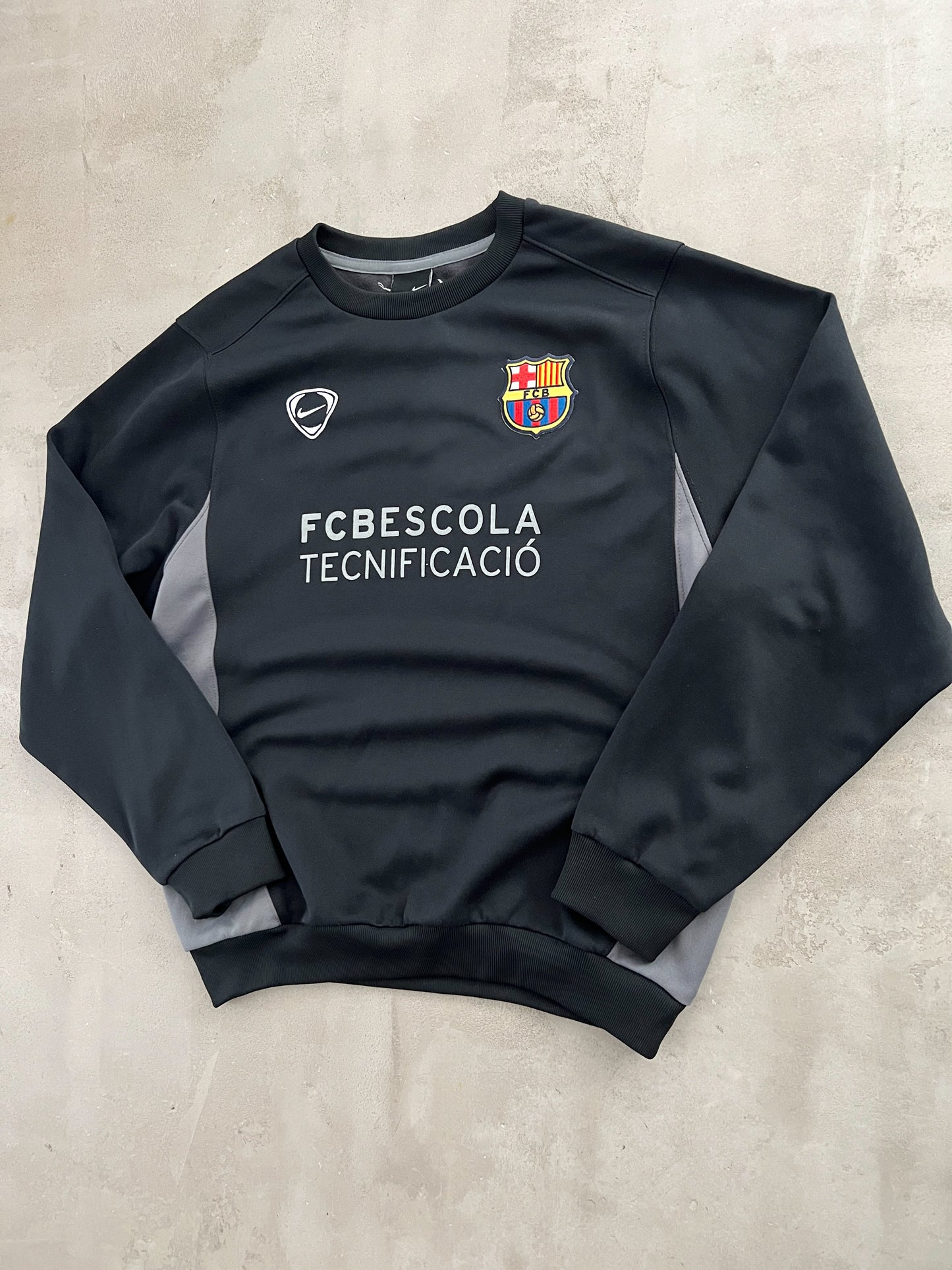 BLACK FC BARCELONA NIKE SWEATER - 2000S - XS