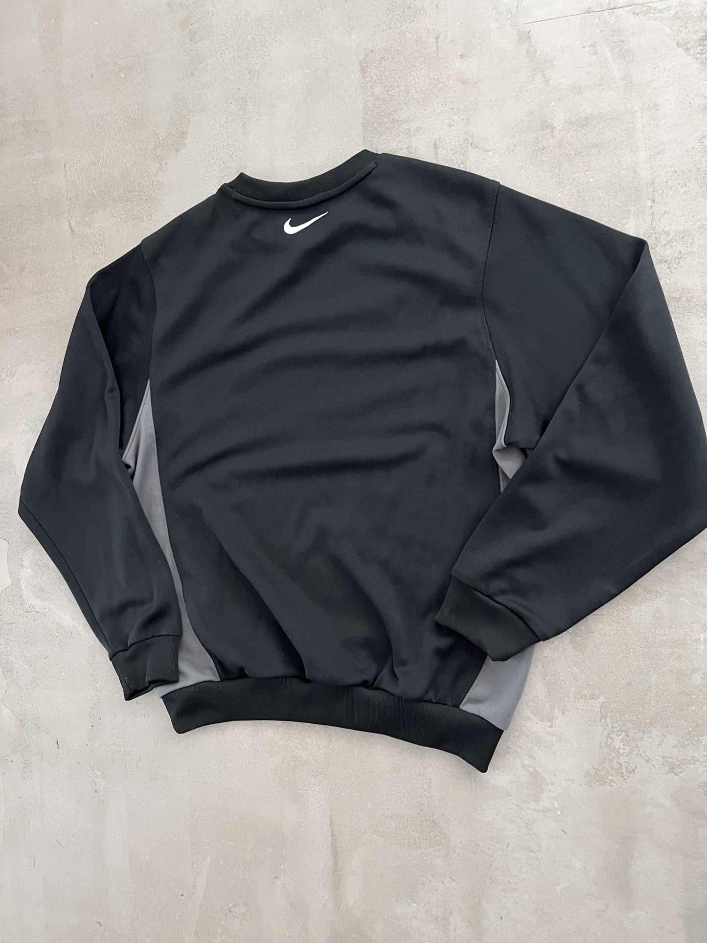 BLACK FC BARCELONA NIKE SWEATER - 2000S - XS