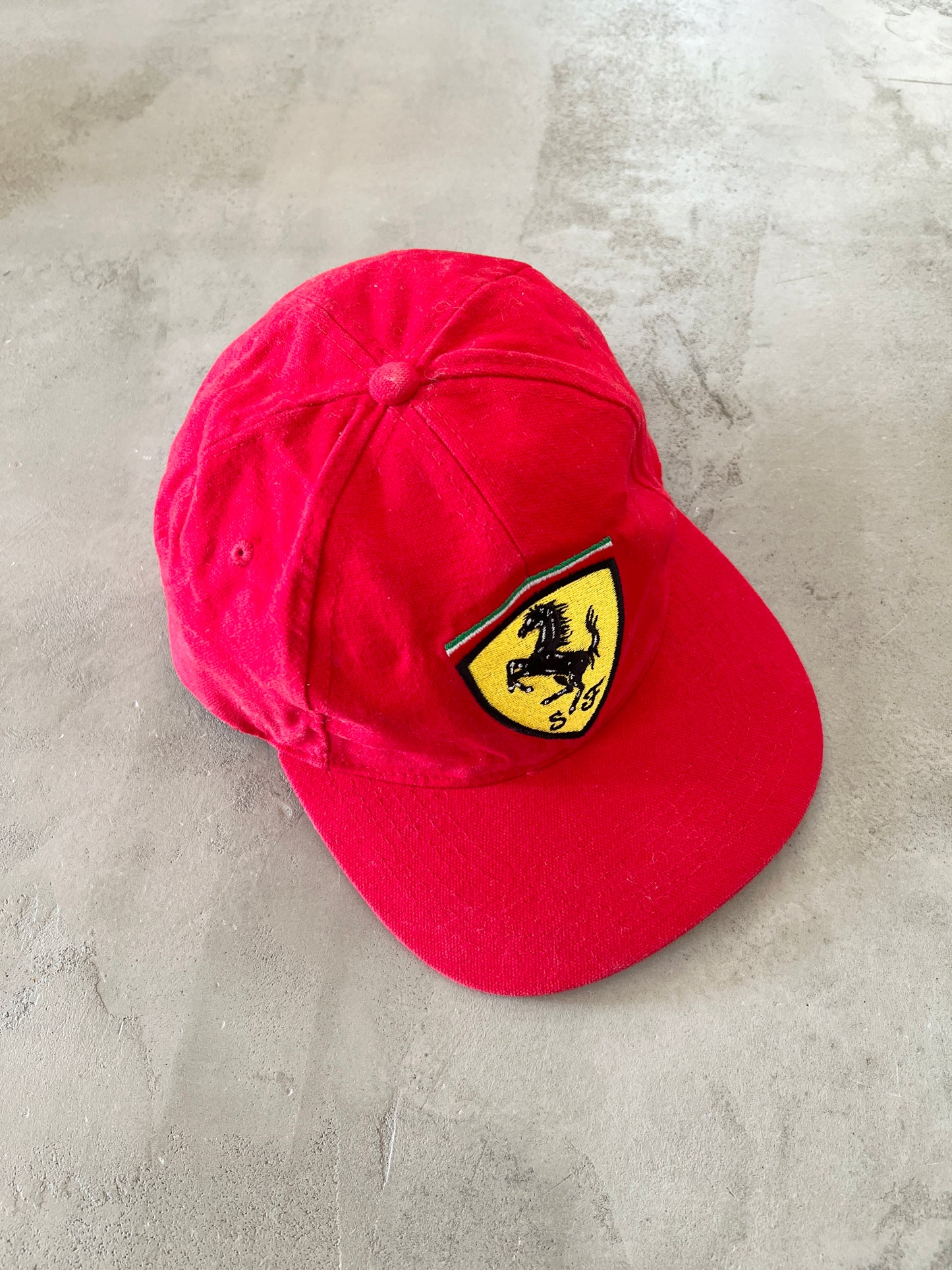 RED FERRARI CAP - 1990S