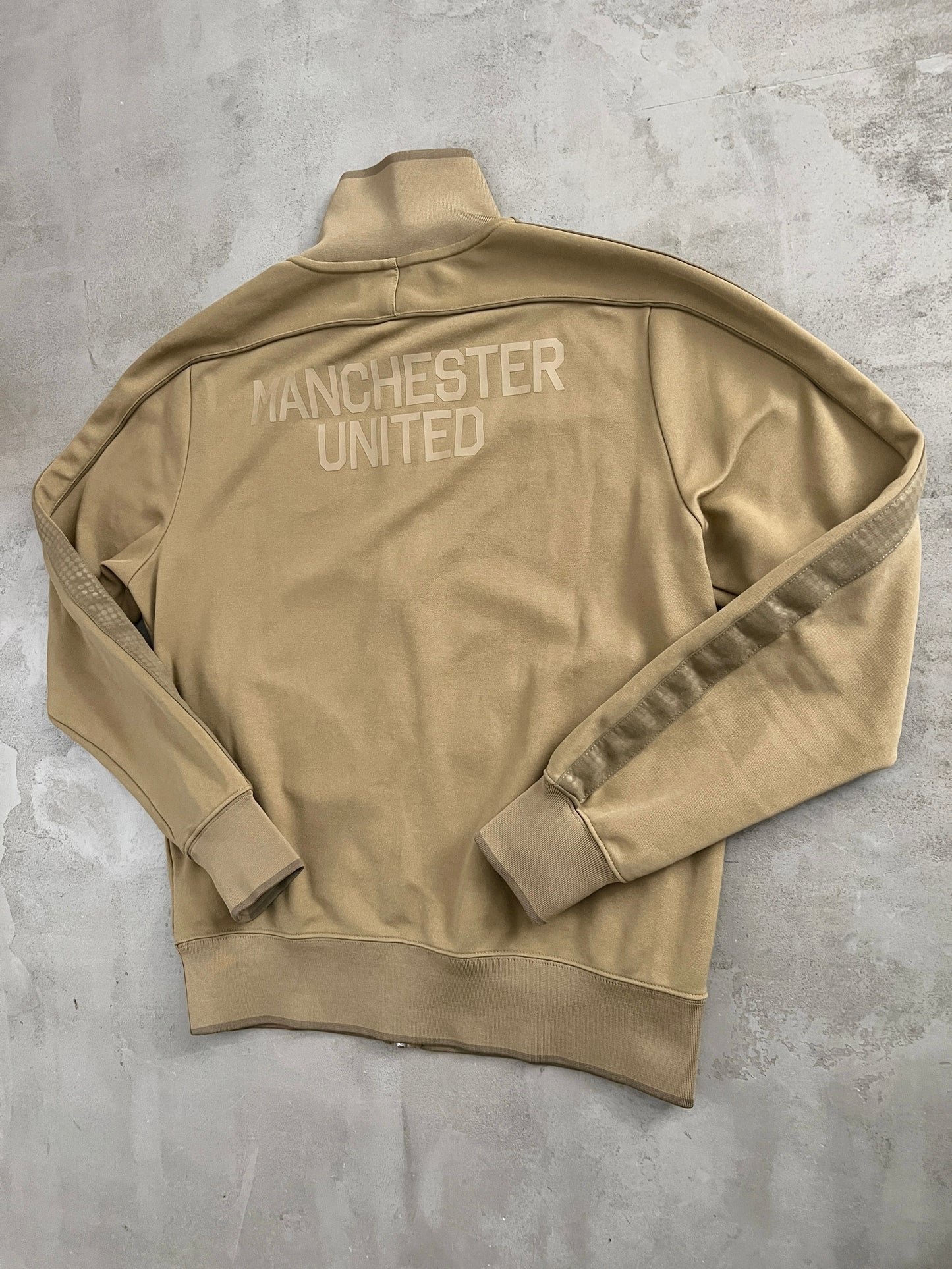 BEIGE MANCHESTER UNITED NIKE JACKET - 2000S - M