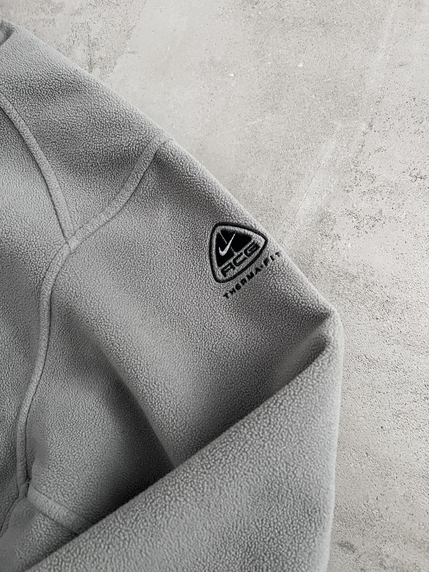 GREY NIKE ACG FLEECE JACKET - 2000S - M