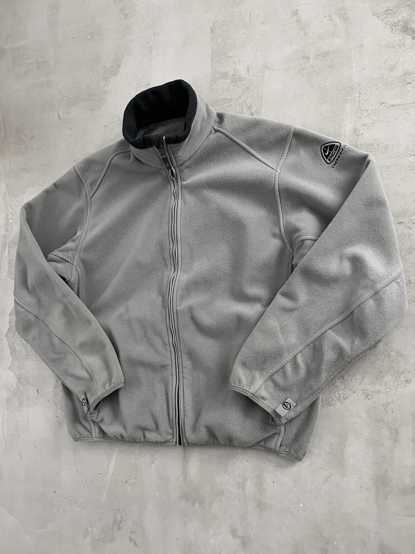 GREY NIKE ACG FLEECE JACKET - 2000S - M