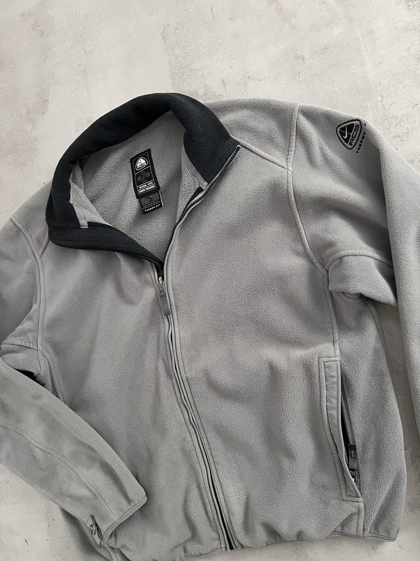 GREY NIKE ACG FLEECE JACKET - 2000S - M