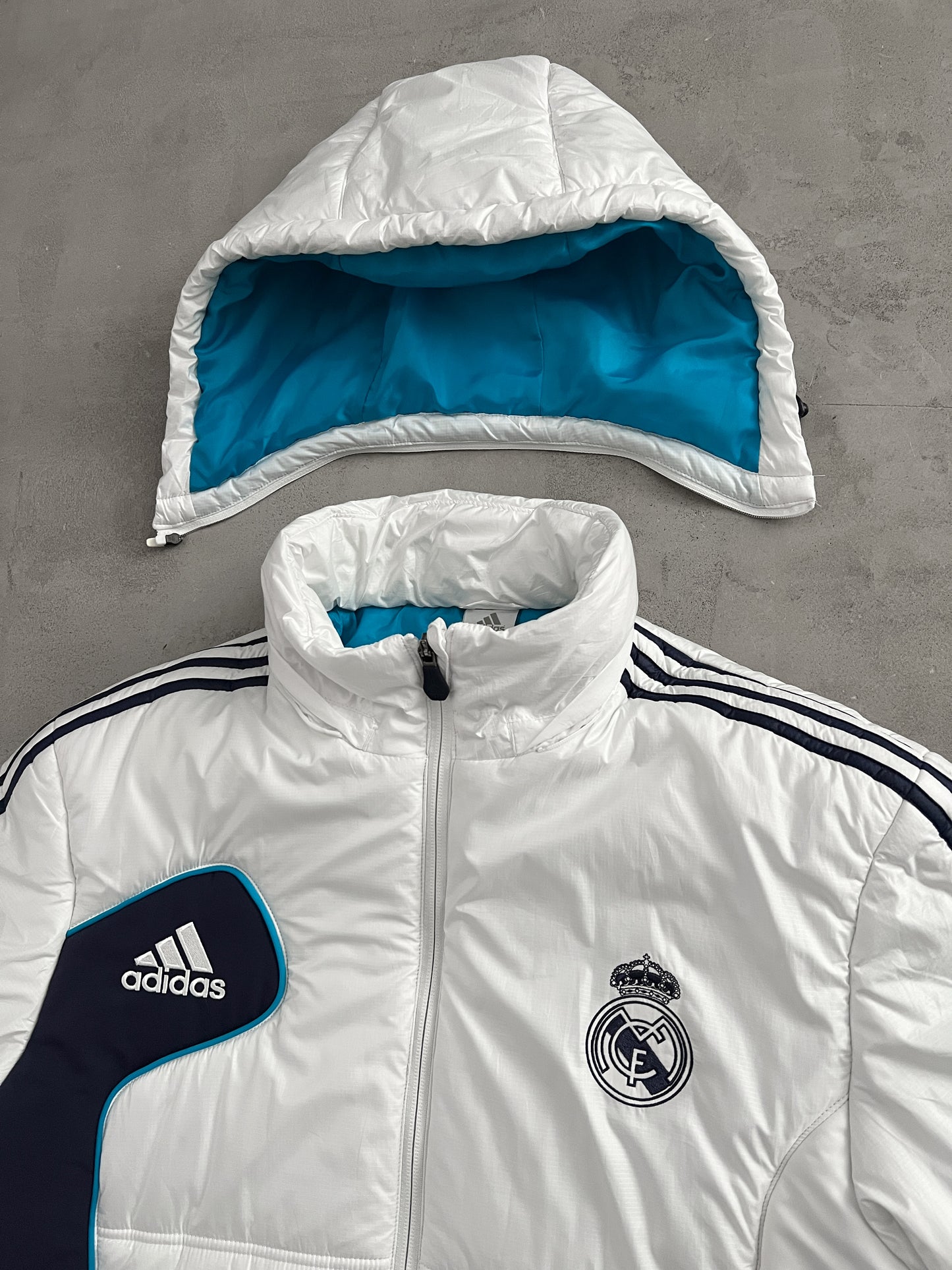 WHITE/NAVY REAL MADRID PUFFER - 2000S - L/M