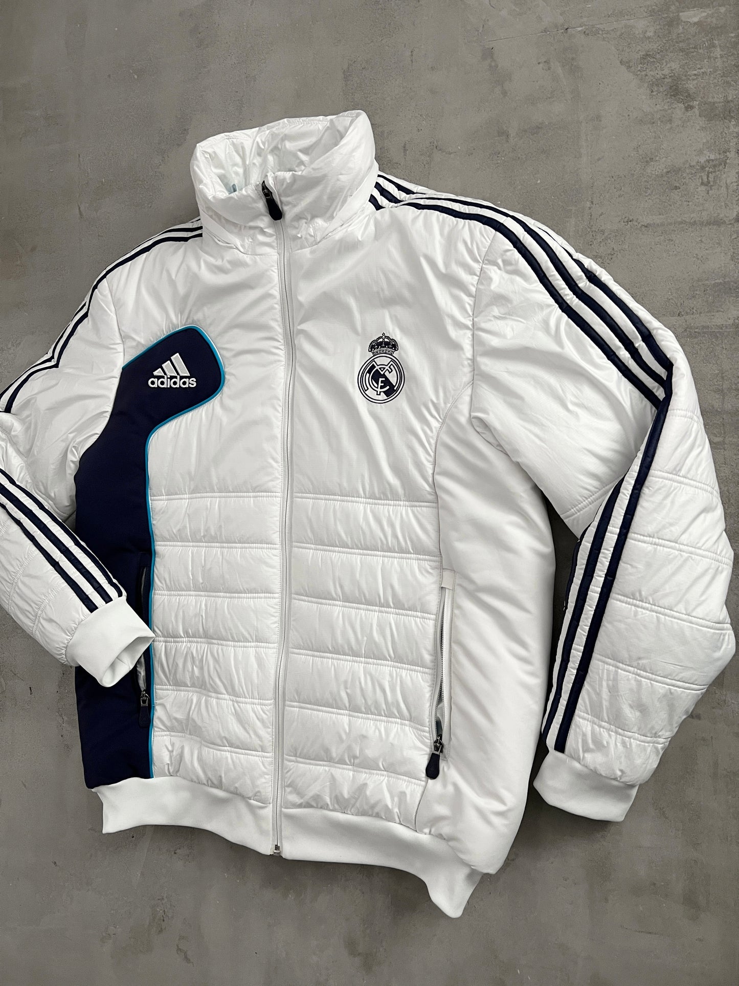 WHITE/NAVY REAL MADRID PUFFER - 2000S - L/M