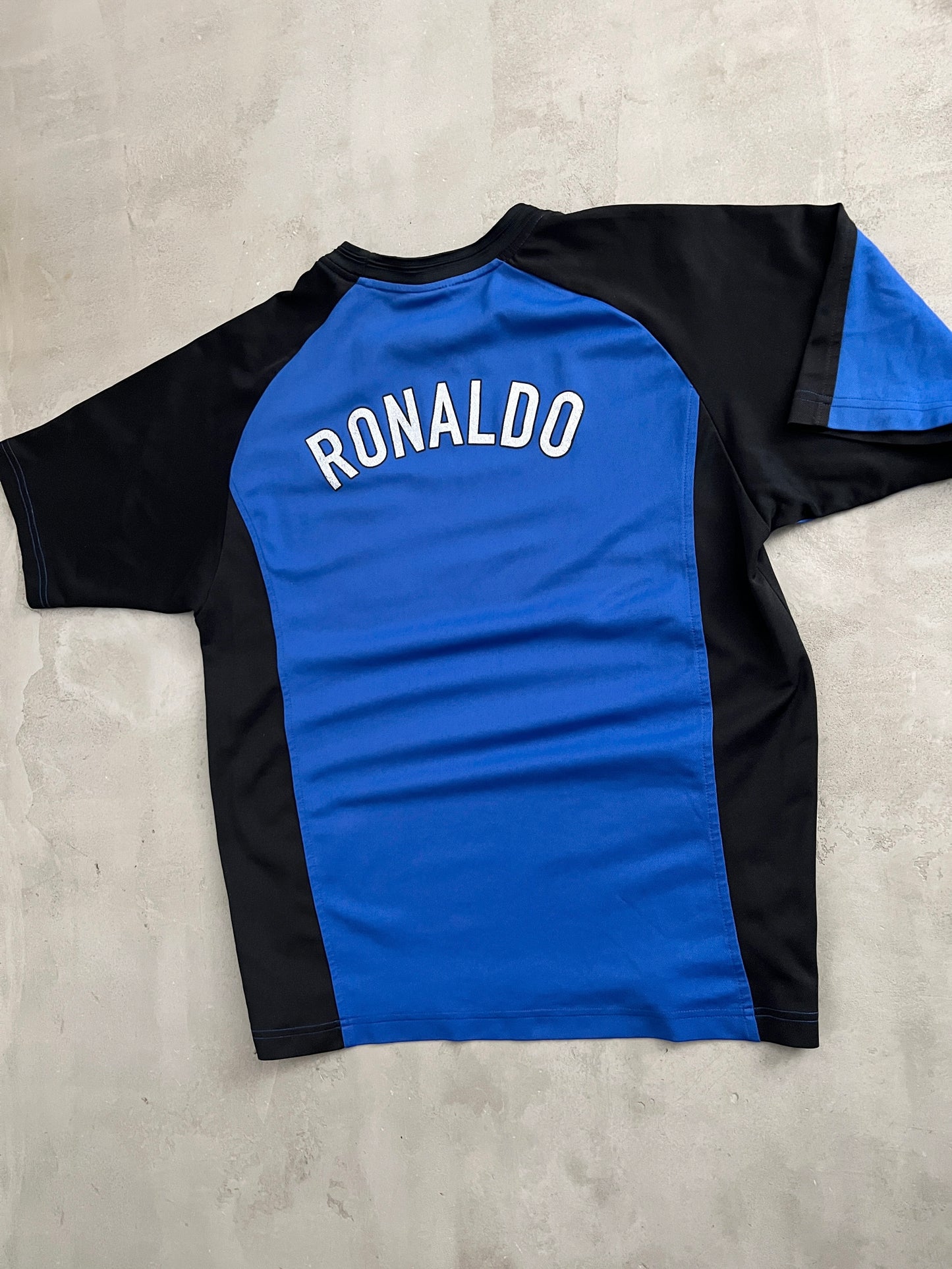BLUE NIKE R9 RONALDO TEE - 2000S - M