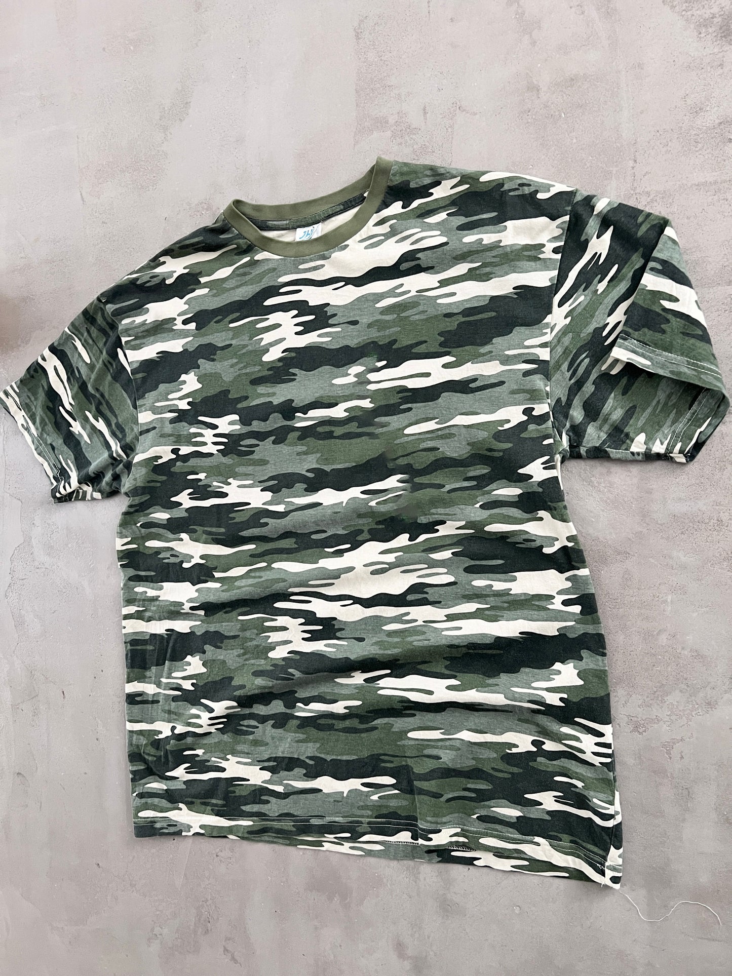 KHAKI CAMO TEE - 2000S - L