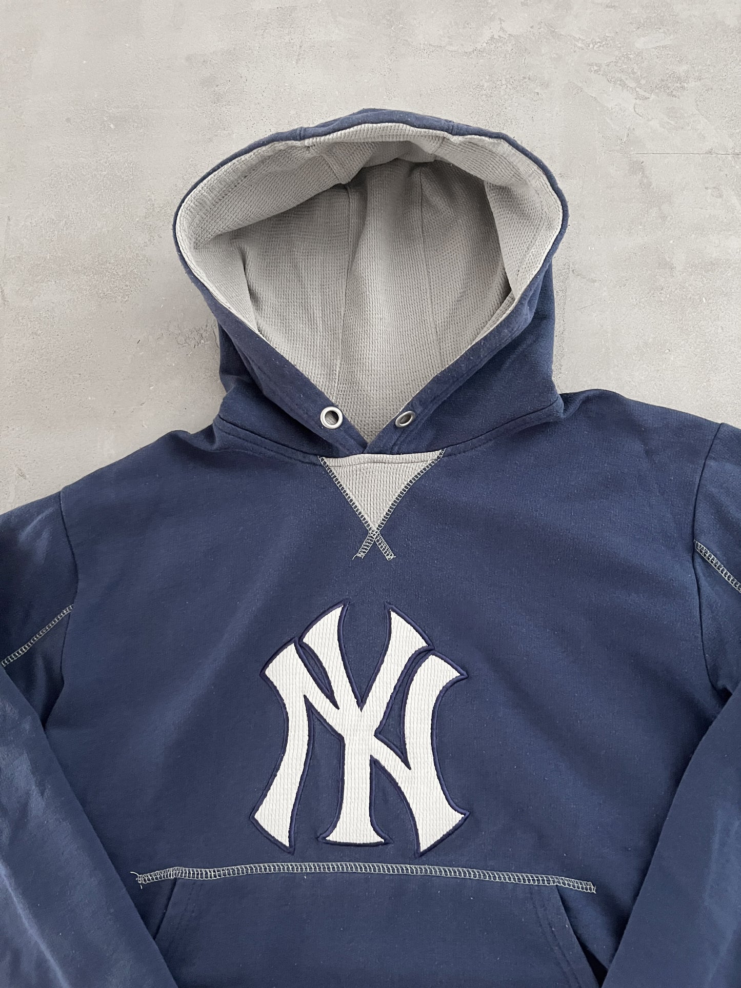 NAVY YANKEES HOODIE - 2000S - M