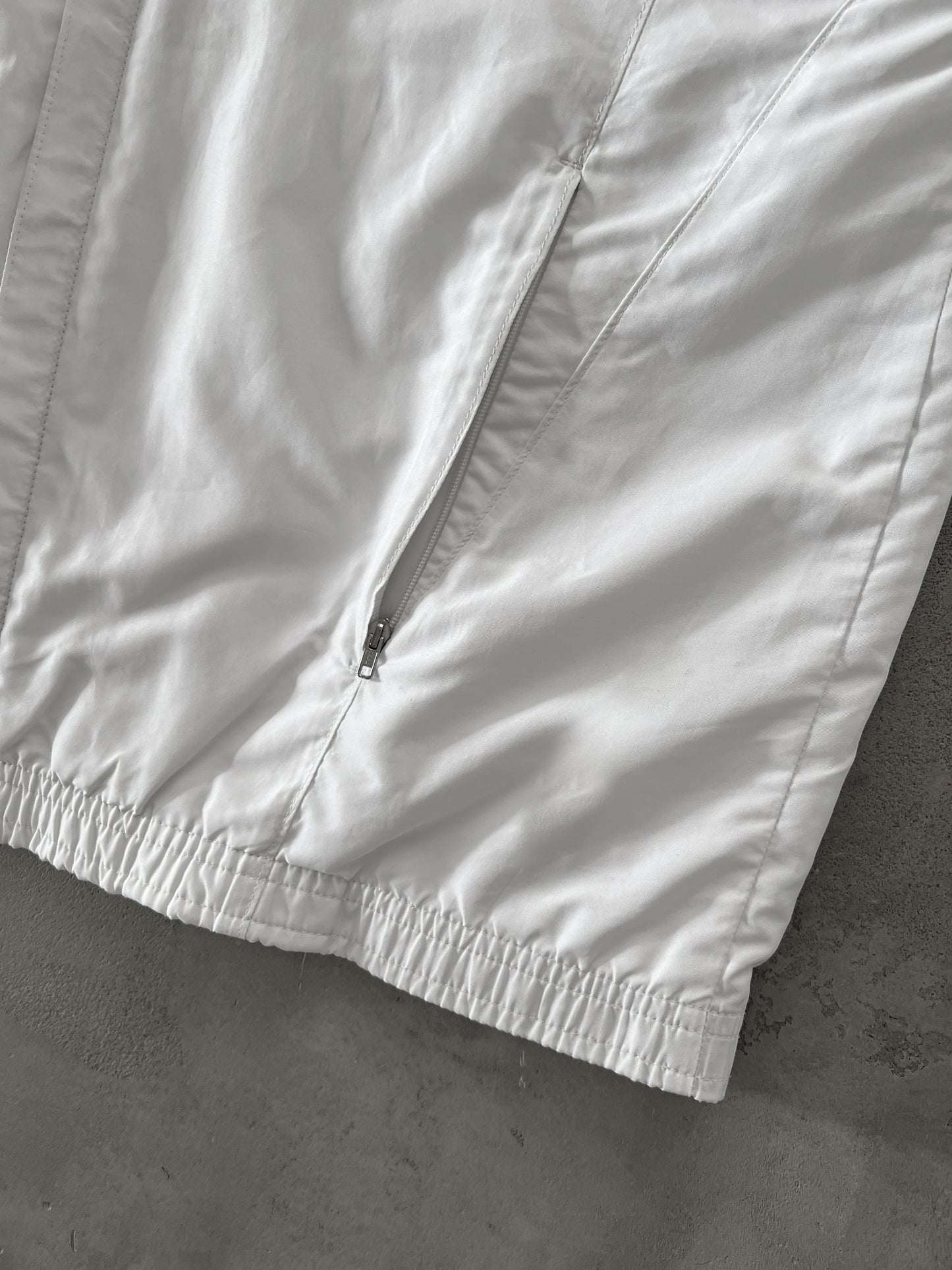 WHITE MANCHESTER UNITED NIKE JACKET - 2000S - S/M