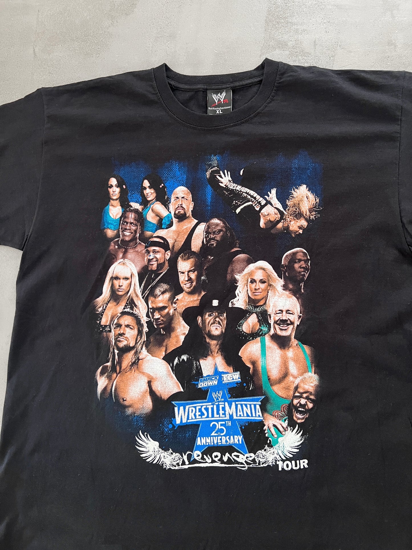 BLACK WWE WRESTING TEE - 2000S - XL