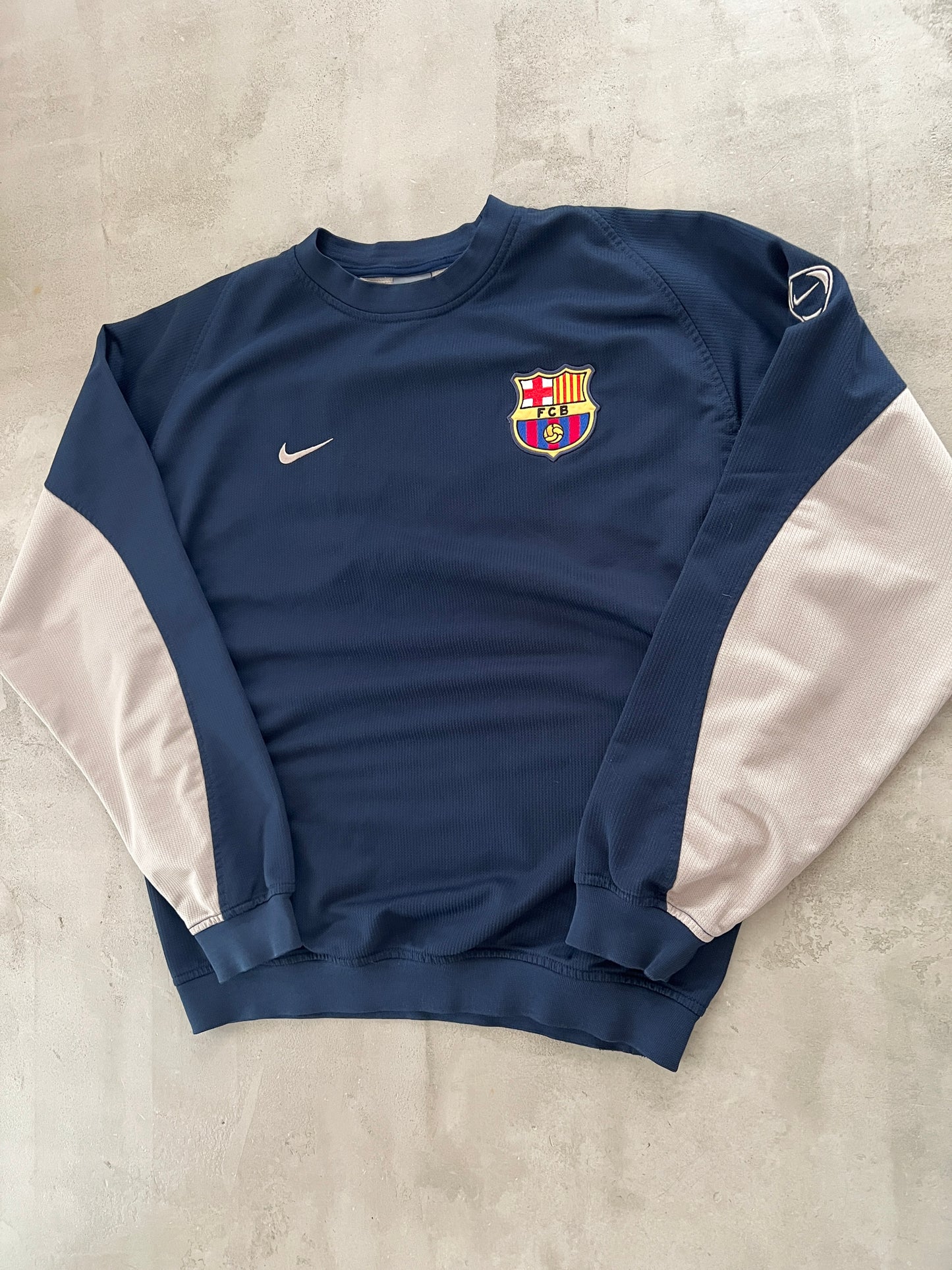NAVY FC BARCELONA NIKE SWEATER - 2000S - M