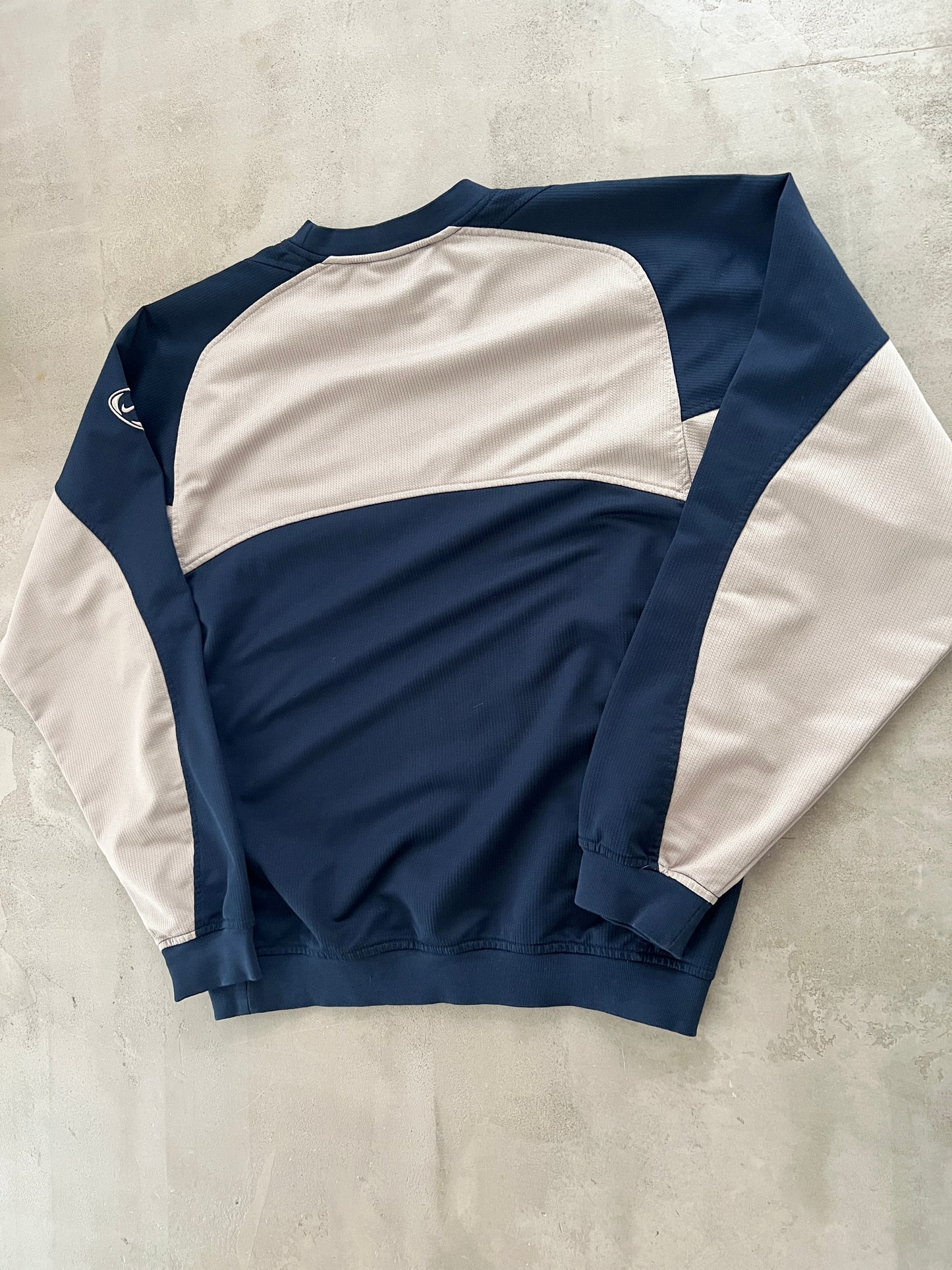 NAVY FC BARCELONA NIKE SWEATER - 2000S - M