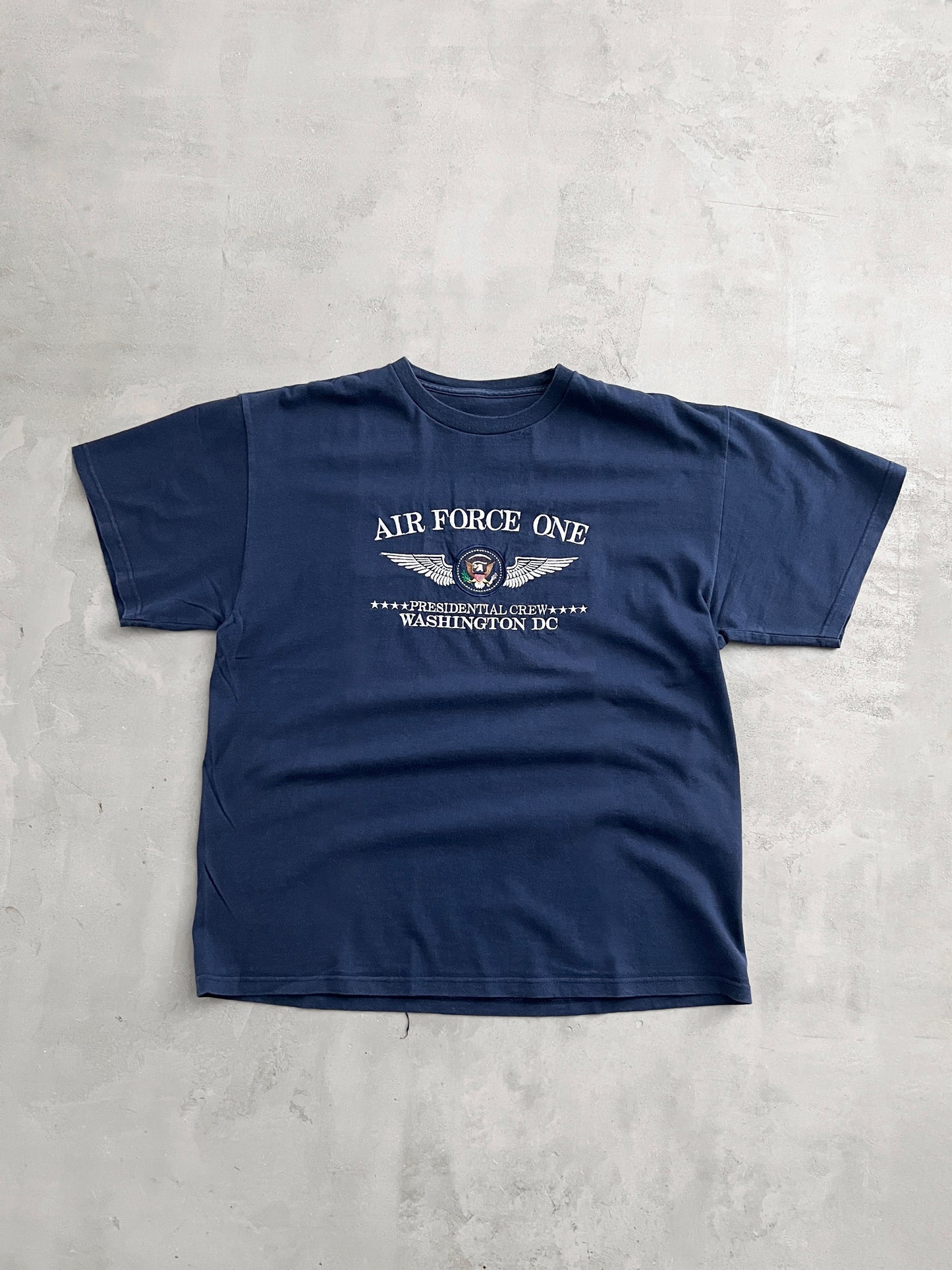 NAVY AIR FORCE ONE TEE - 1990S - L/M