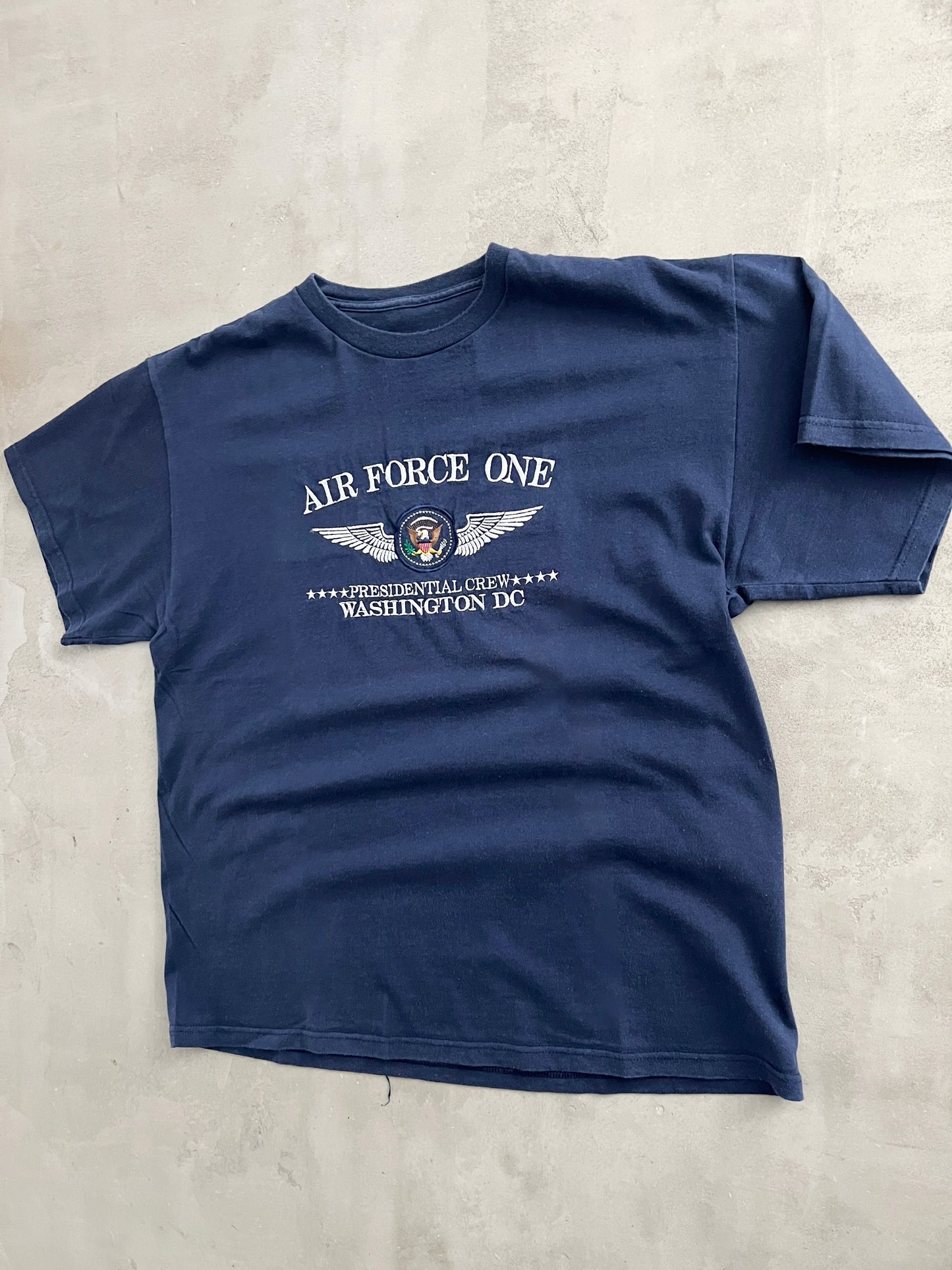 NAVY AIR FORCE ONE TEE - 1990S - L/M