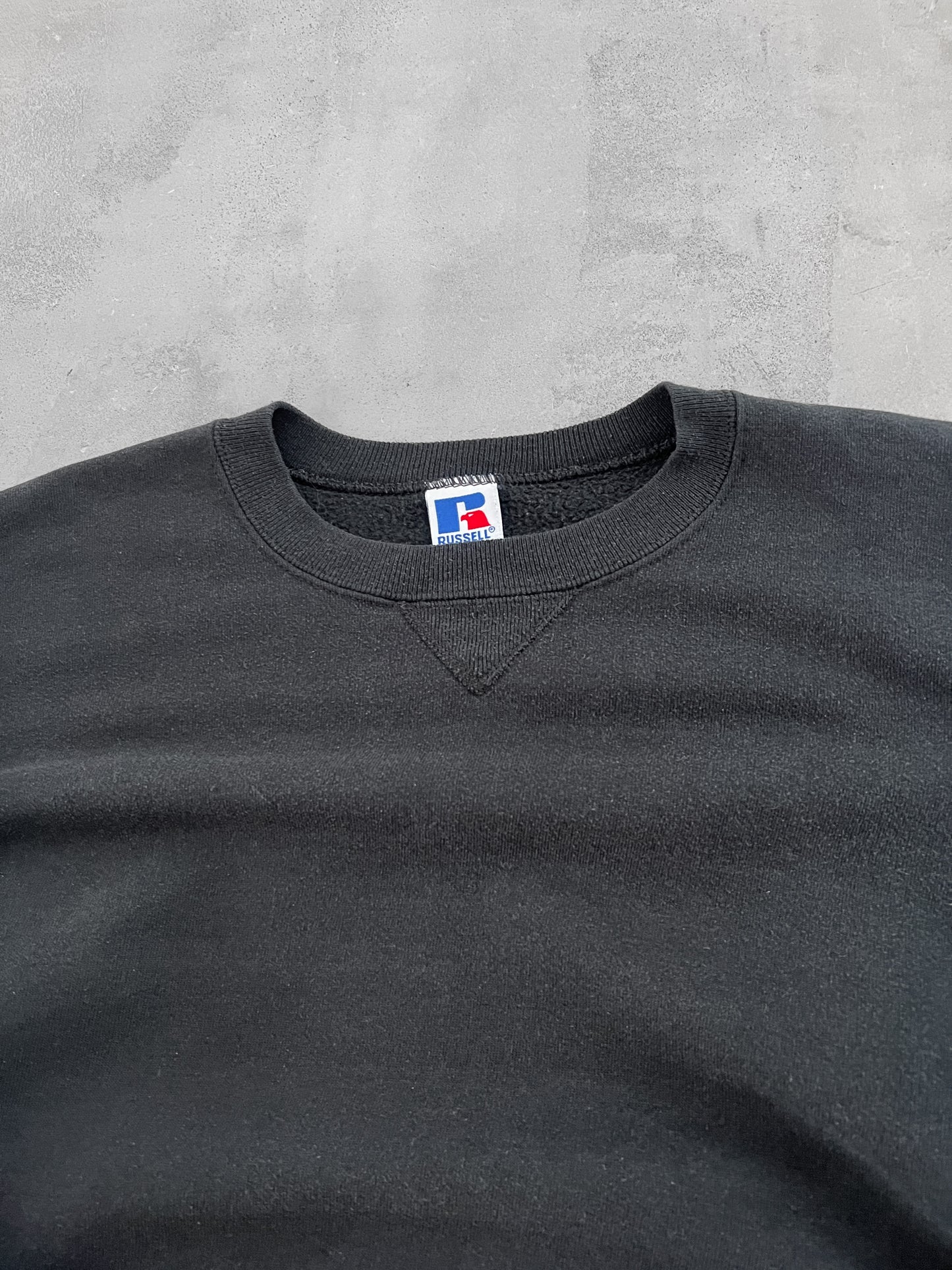 BLACK RUSSELL SWEATER - 1990S - L/M
