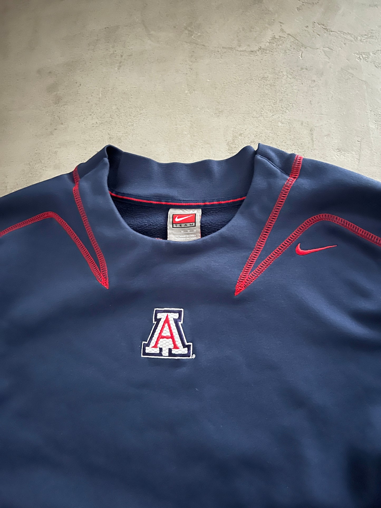 NAVY NIKE FOOTBALL SWEATER - 2000S - L/XL